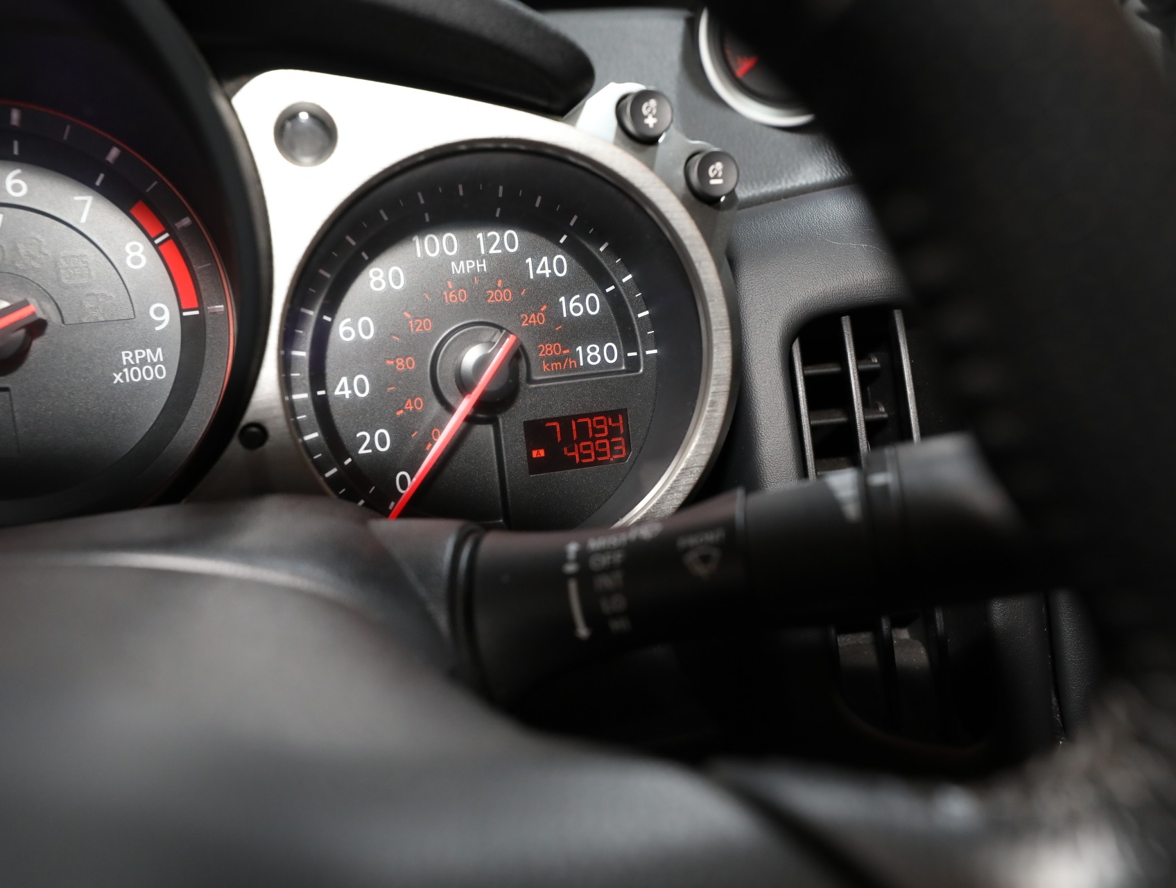 2009 Nissan 370Z 62