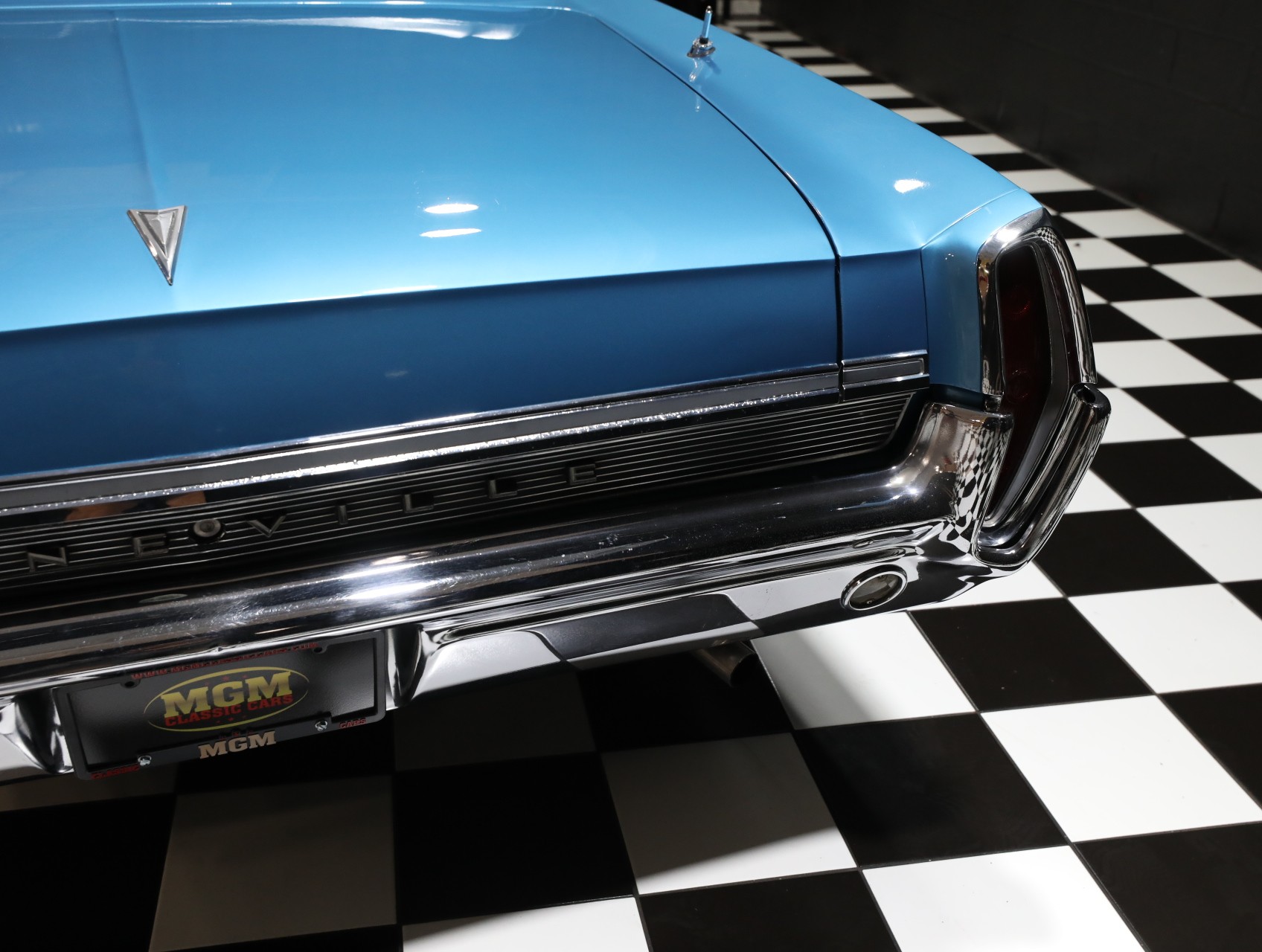 1964 Pontiac Bonneville 21