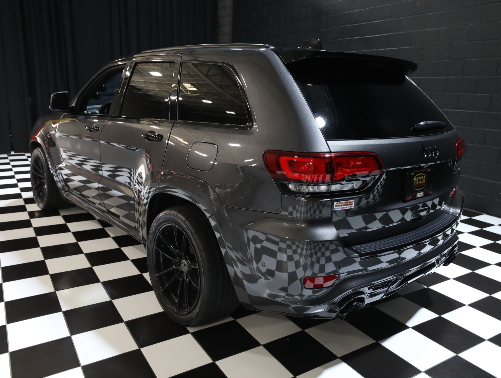 2019 Jeep Grand Cherokee 25