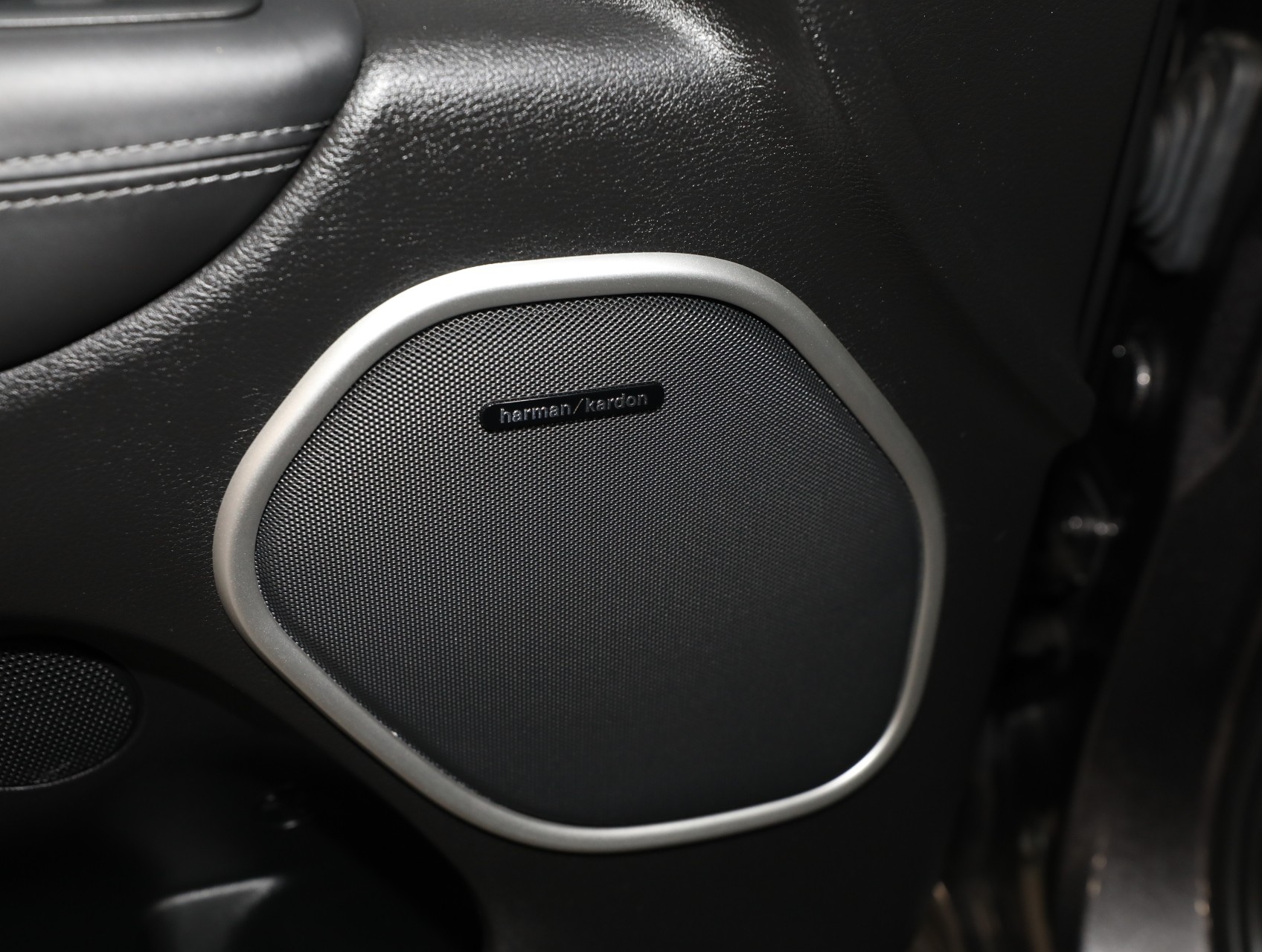 2019 Jeep Grand Cherokee 52
