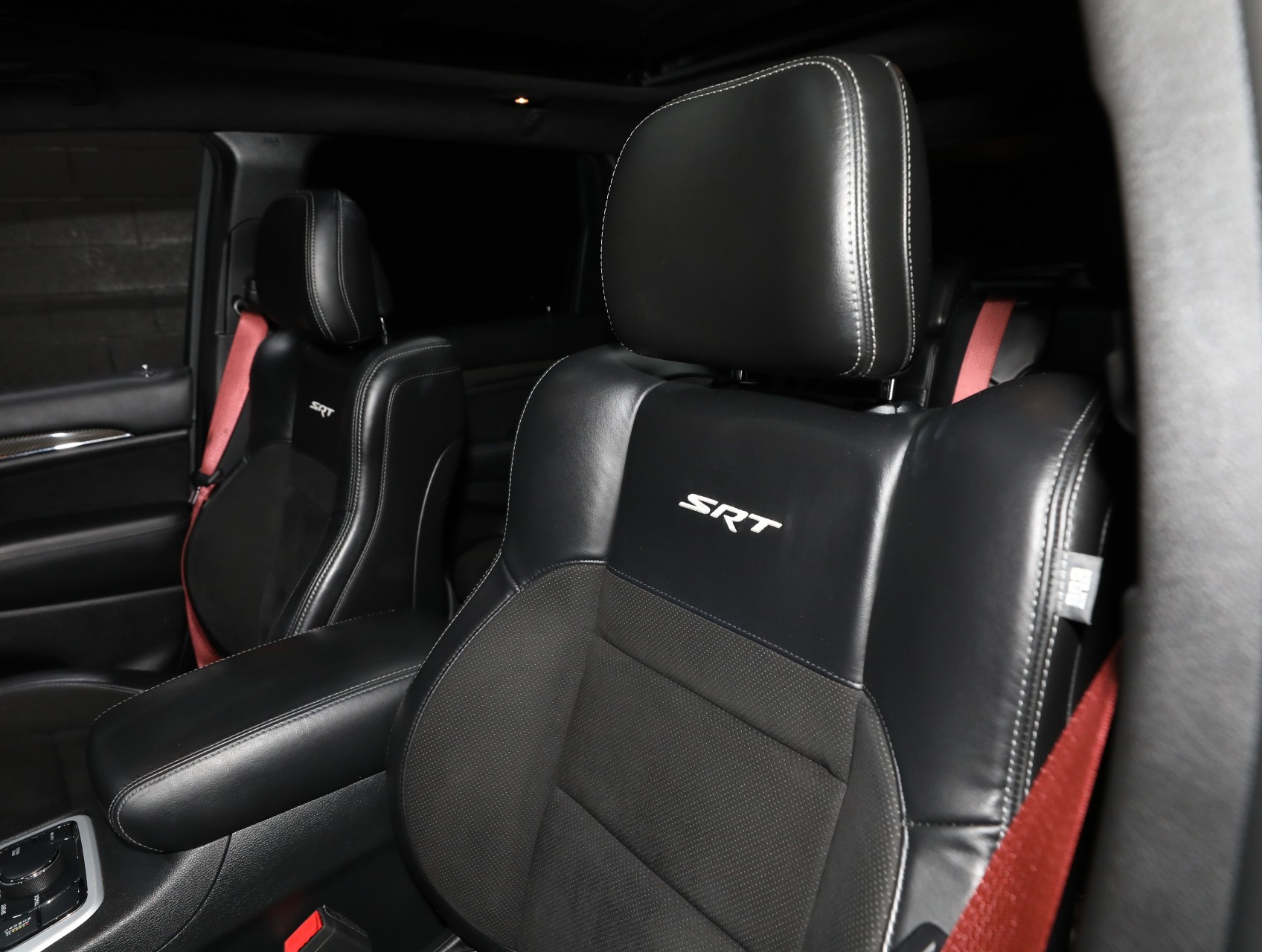 2019 Jeep Grand Cherokee 54