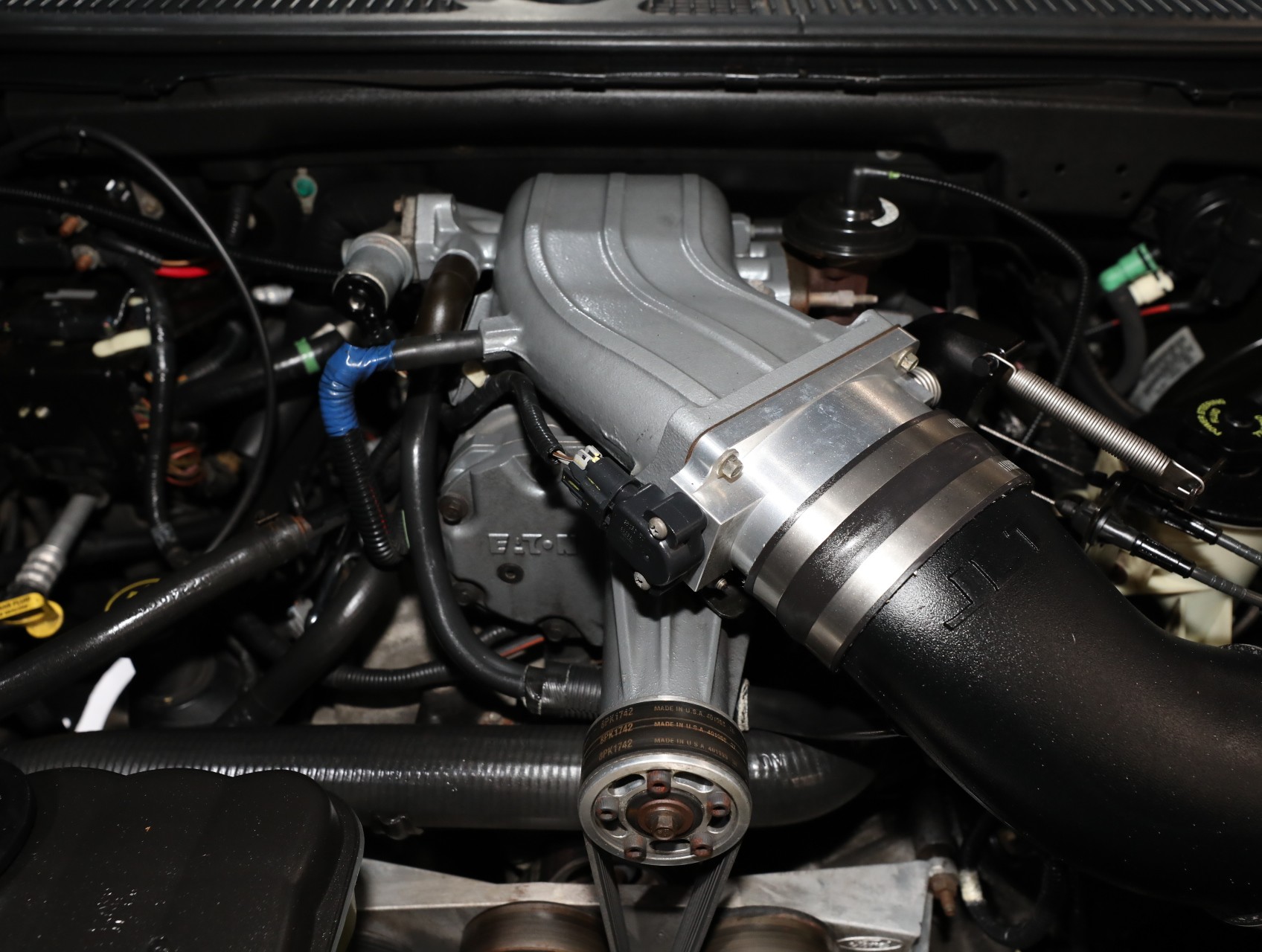 2000 Ford F-150 SVT Lightning 77