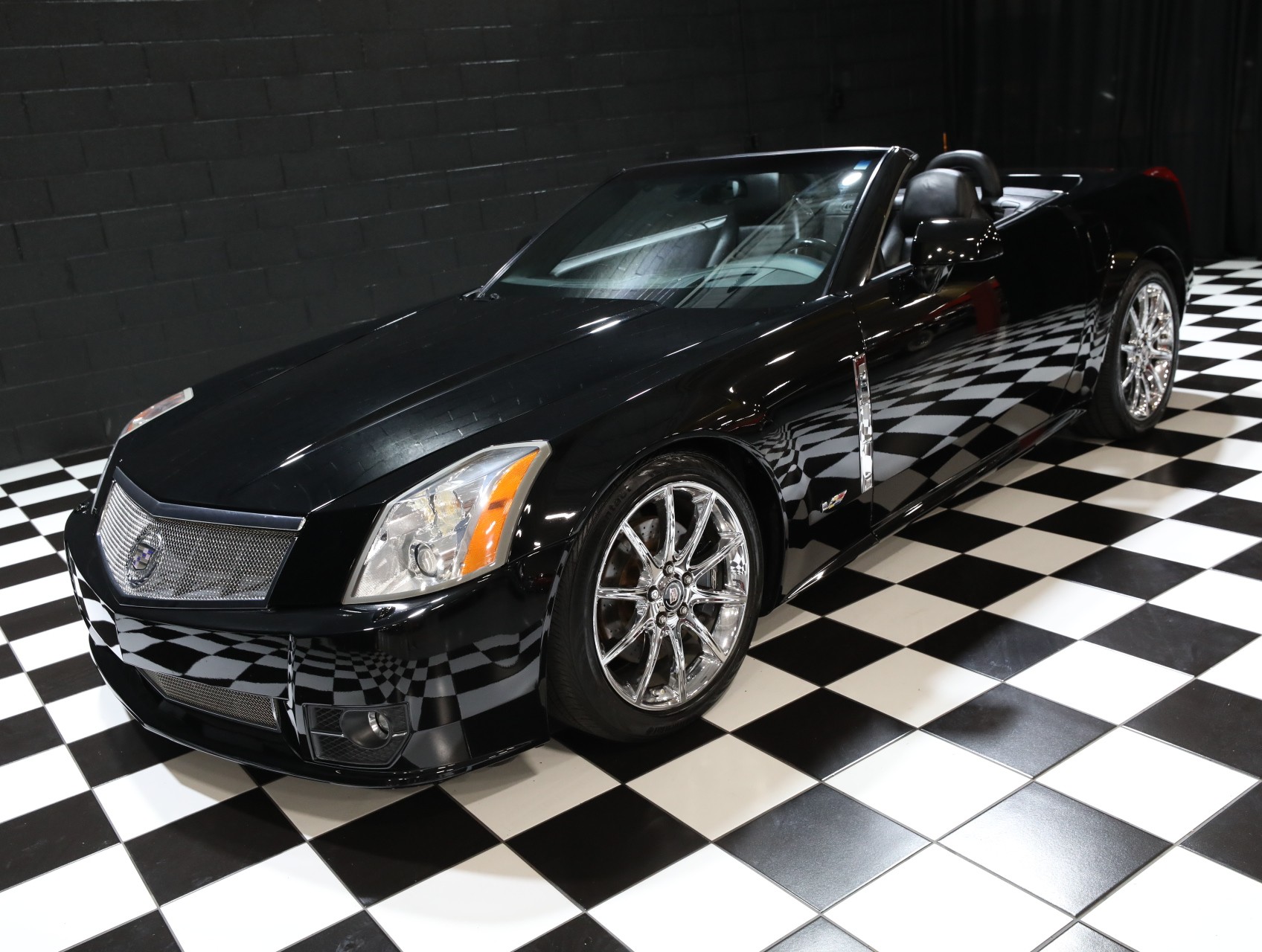 2009 Cadillac XLR-V 17