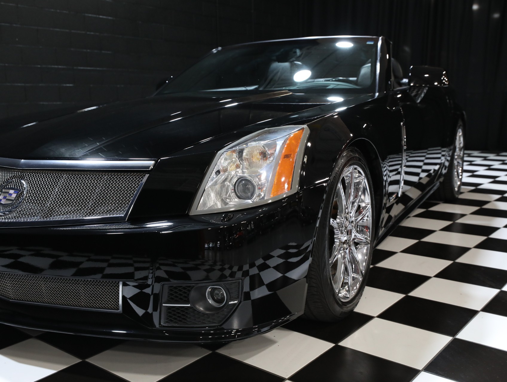 2009 Cadillac XLR-V 18