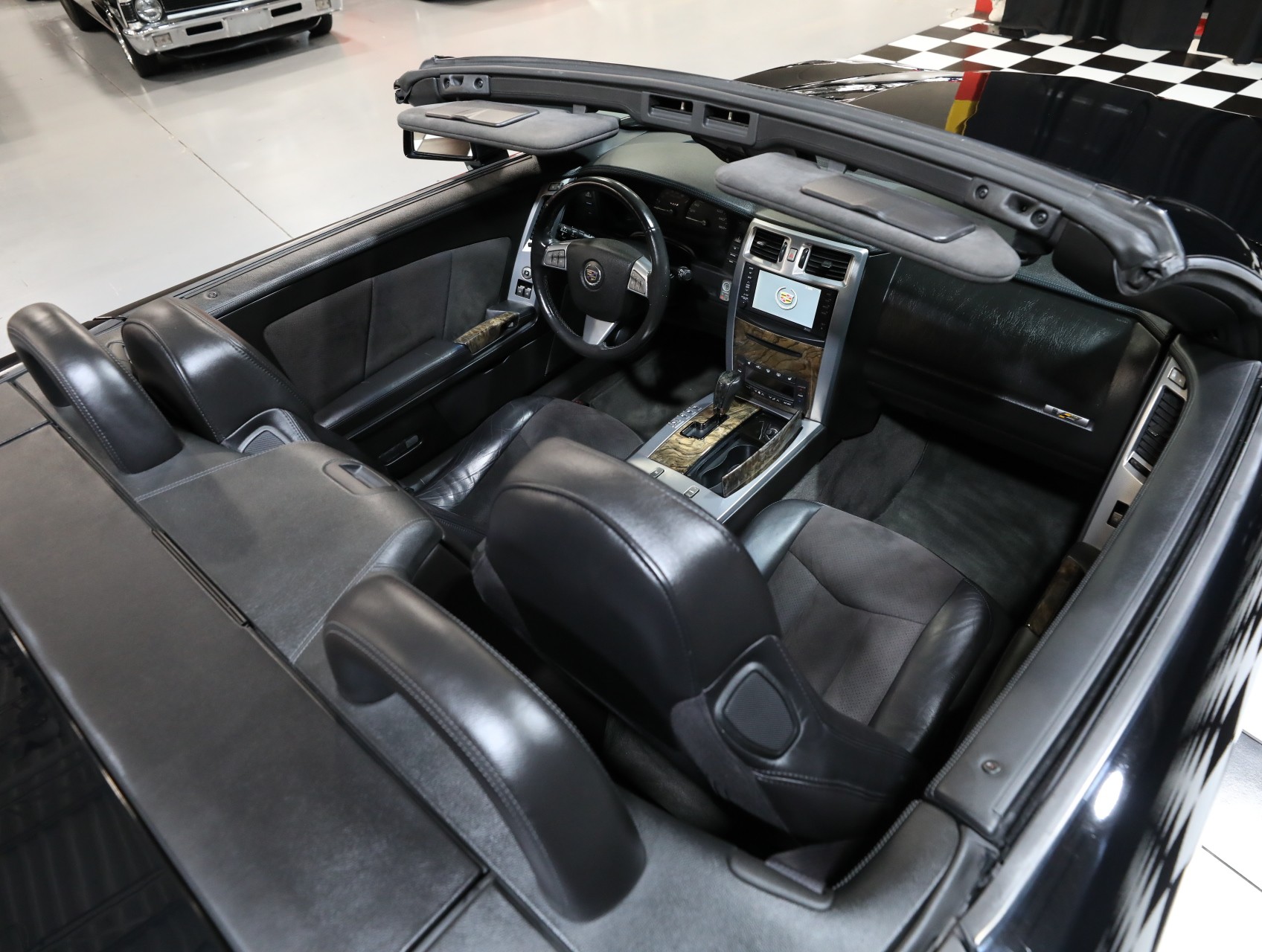 2009 Cadillac XLR-V 44
