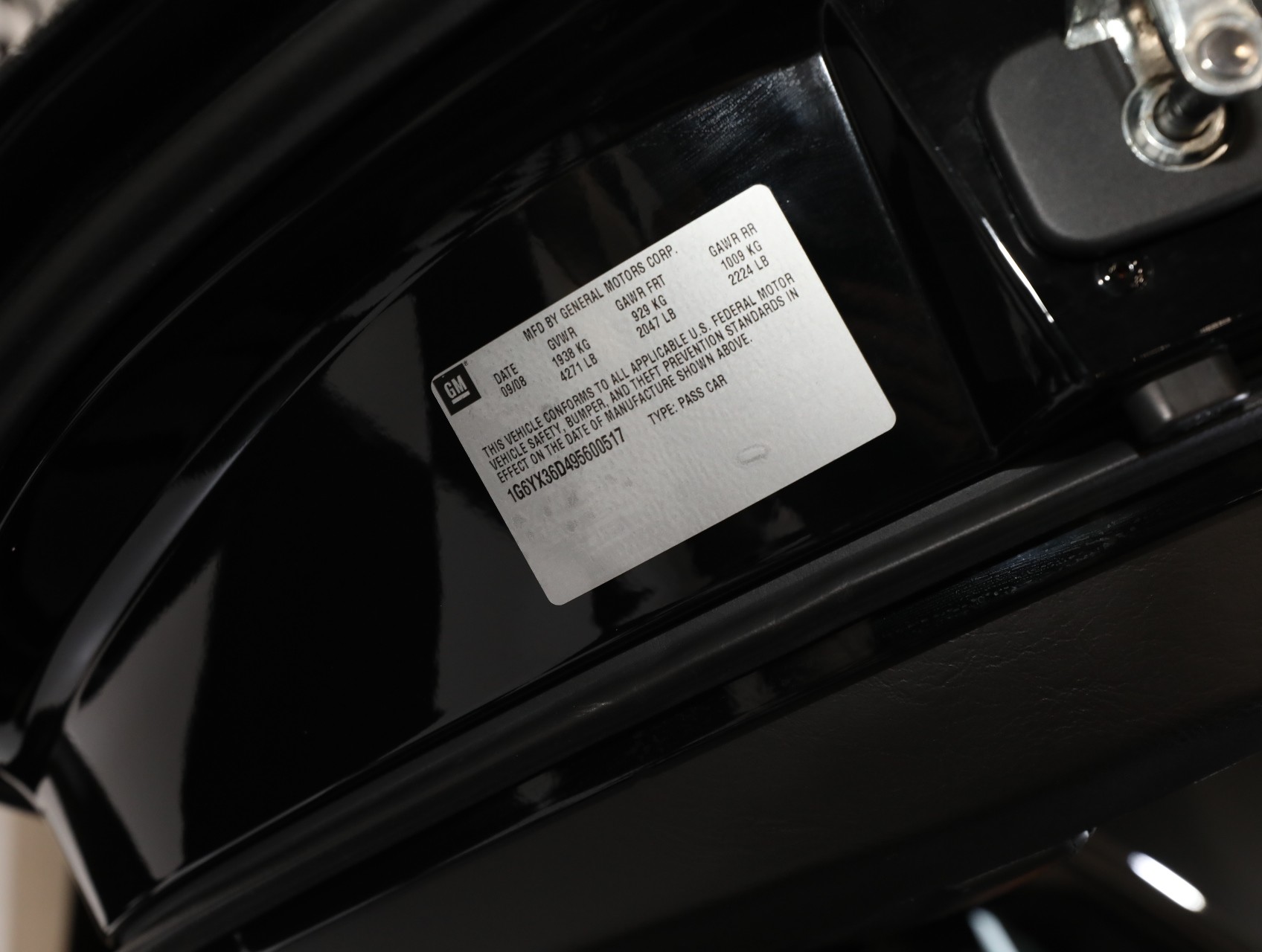 2009 Cadillac XLR-V 70