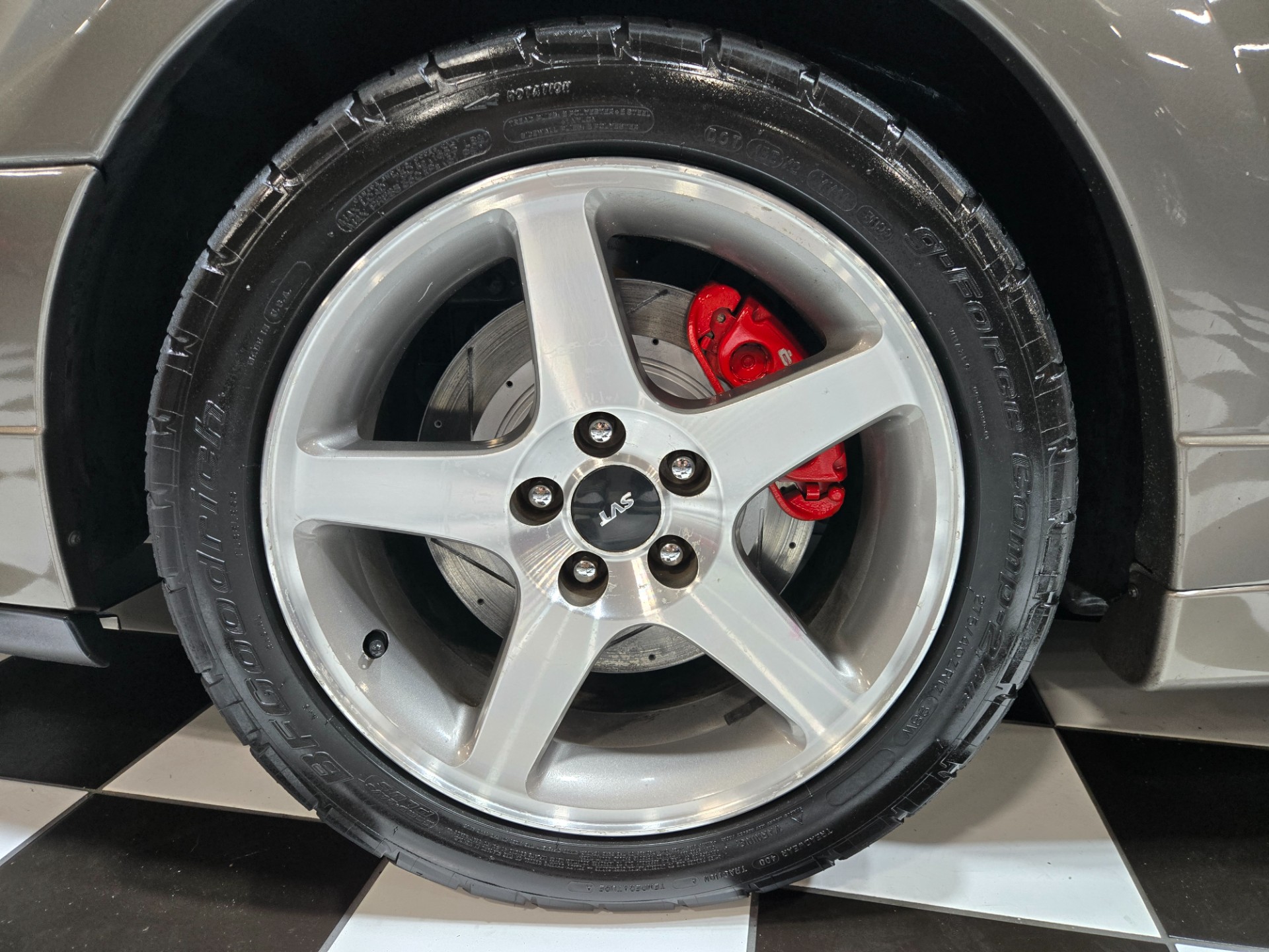 2003 Ford Mustang SVT Cobra 12