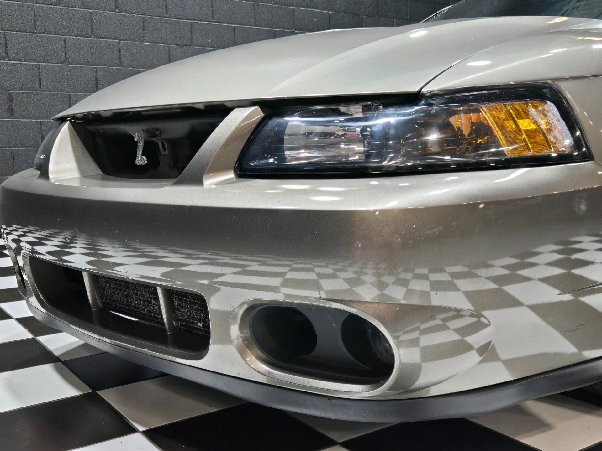 2003 Ford Mustang SVT Cobra 20