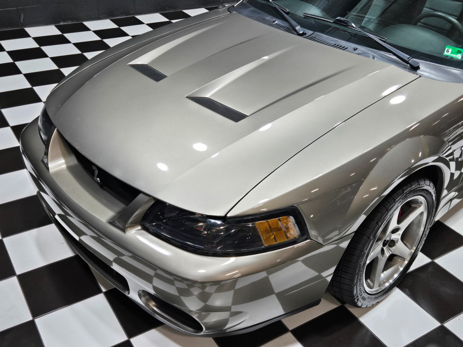 2003 Ford Mustang SVT Cobra 22