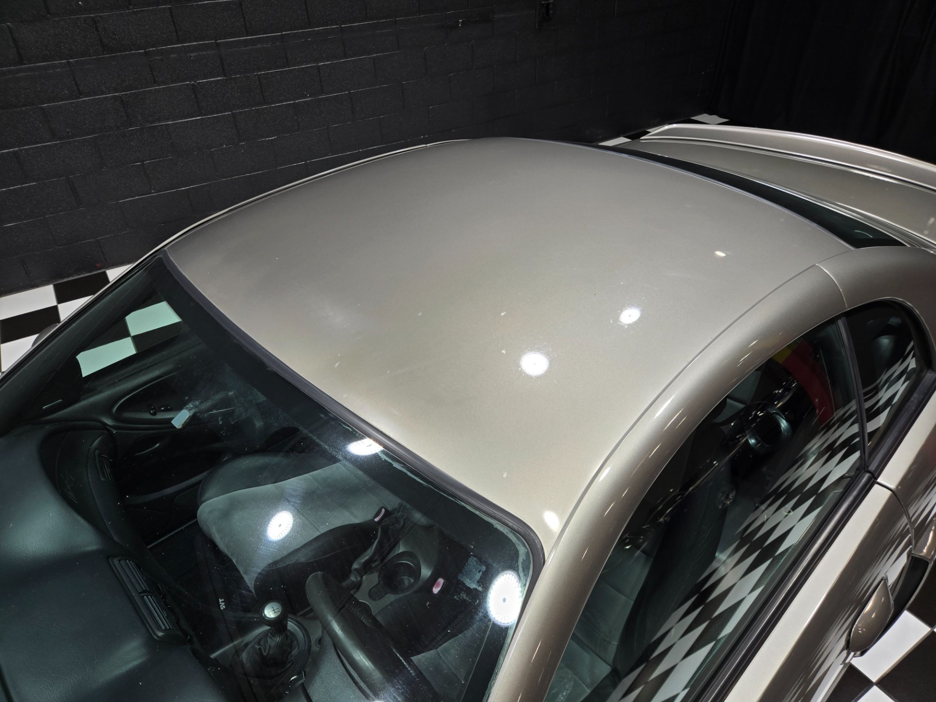 2003 Ford Mustang SVT Cobra 32