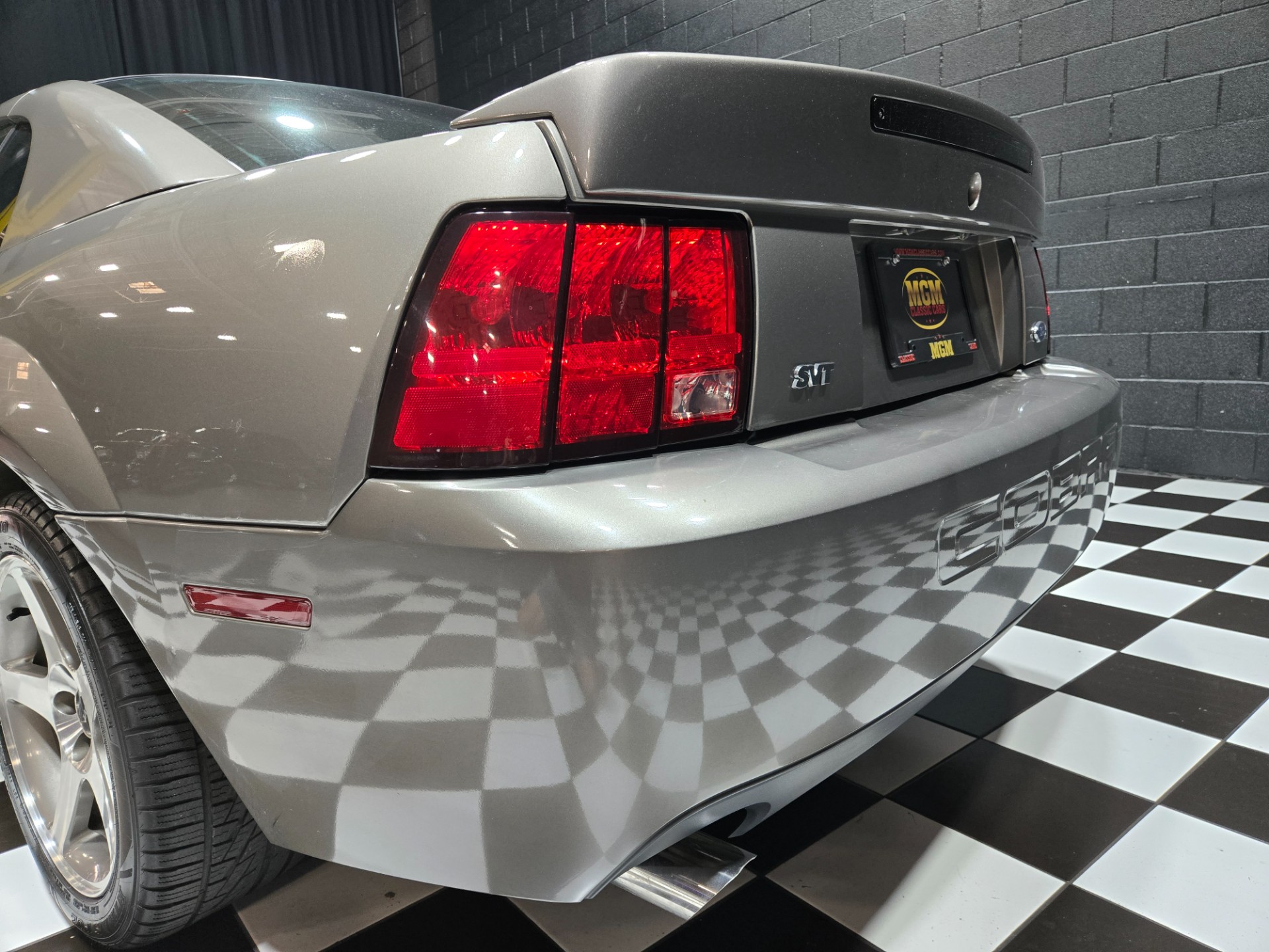 2003 Ford Mustang SVT Cobra 41