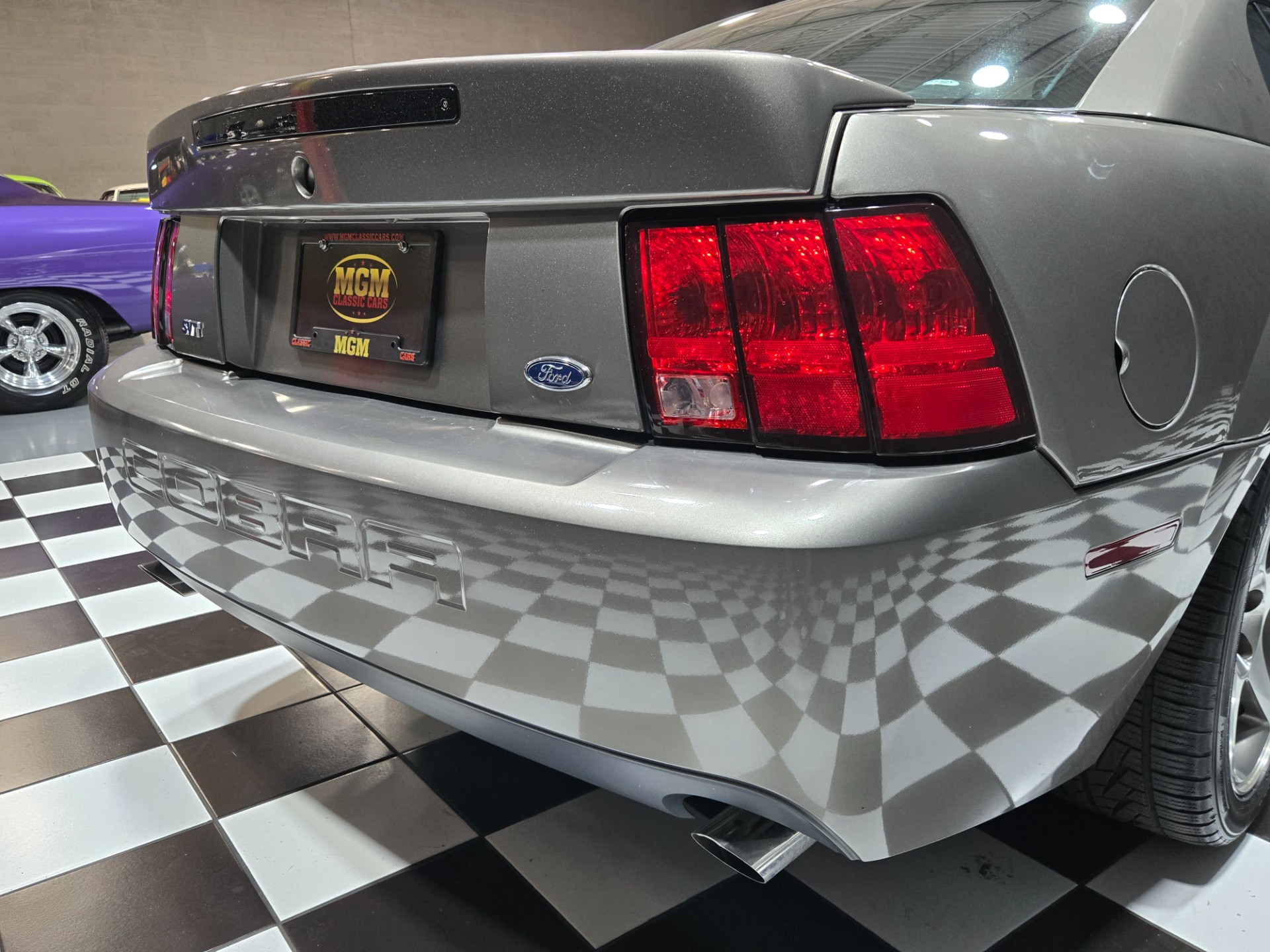 2003 Ford Mustang SVT Cobra 44