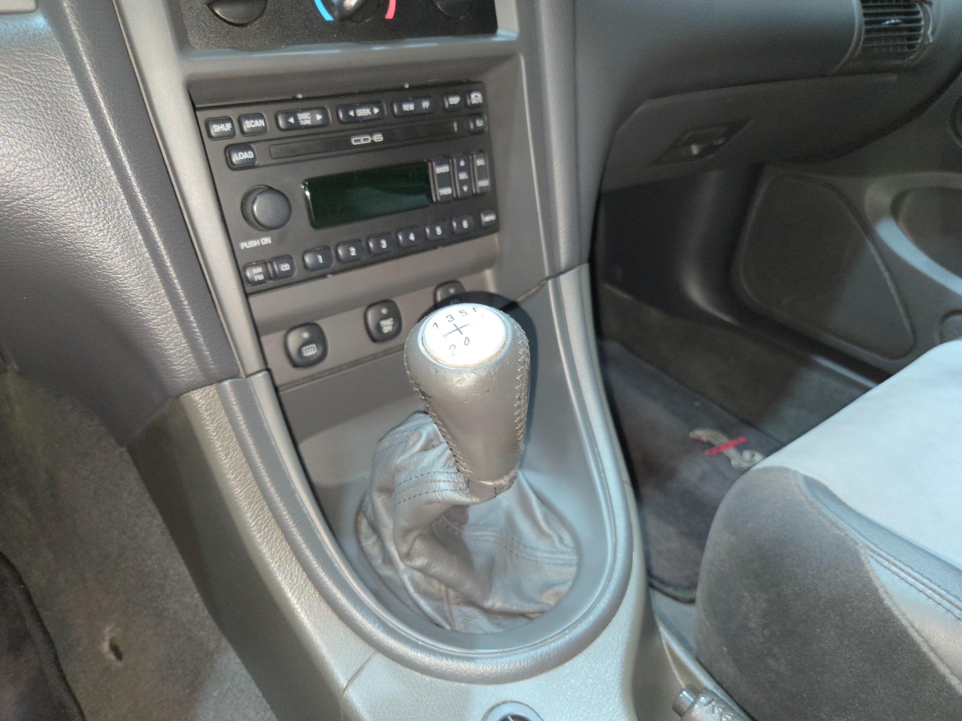 2003 Ford Mustang SVT Cobra 84