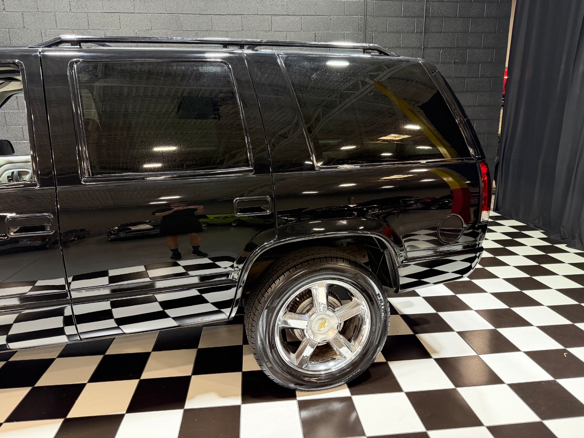 1999 Chevrolet Tahoe 26
