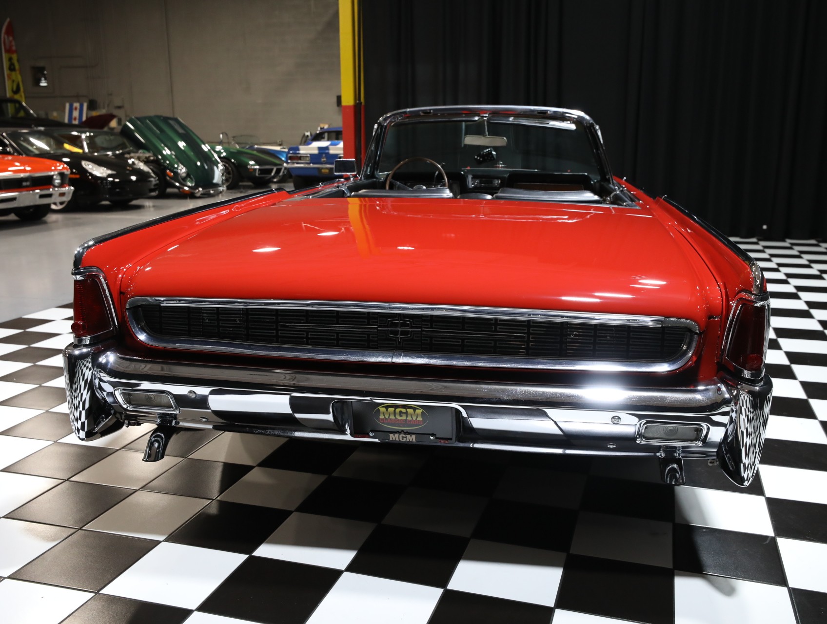 1962 Lincoln Continental 38
