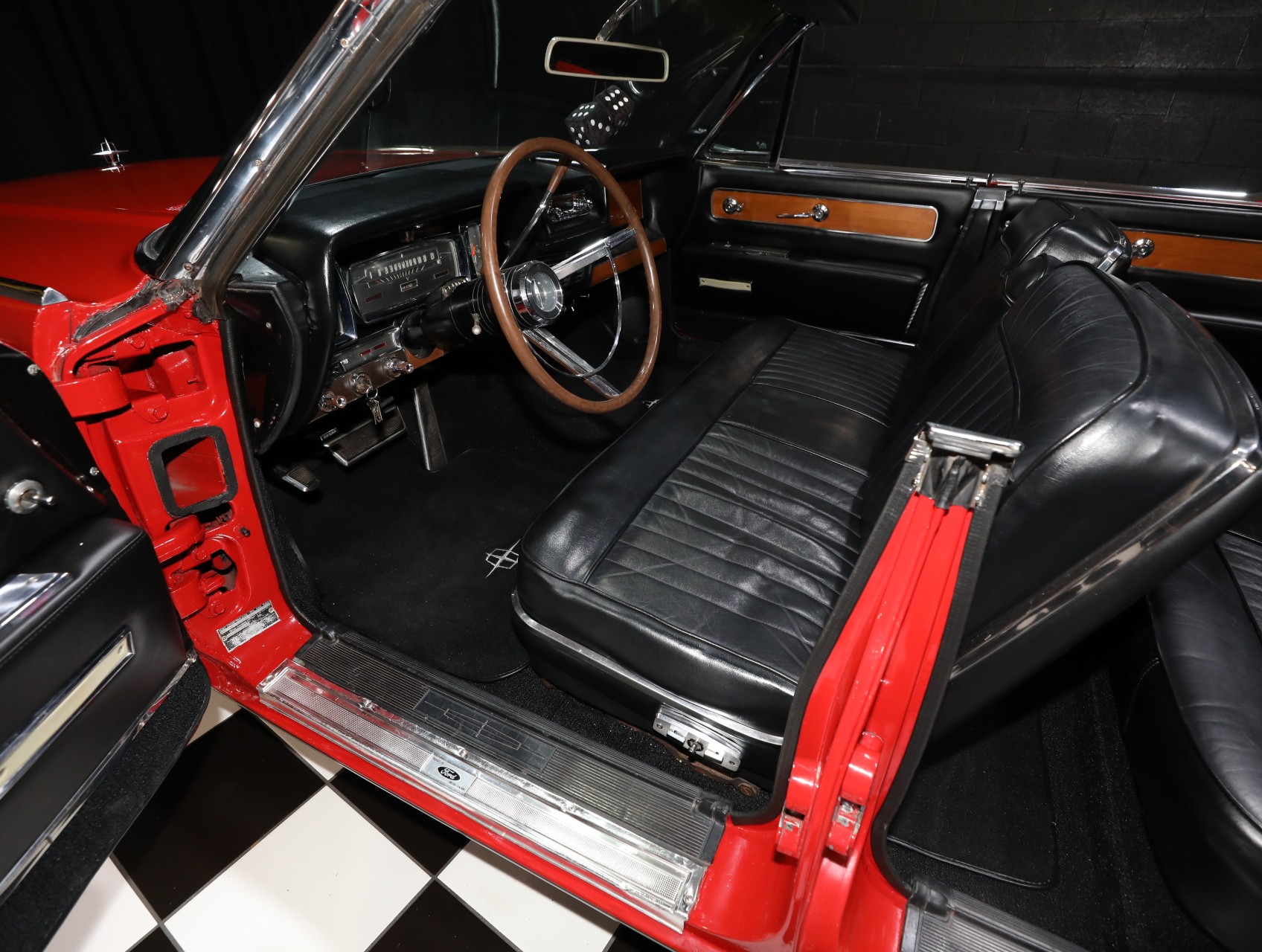 1962 Lincoln Continental 4