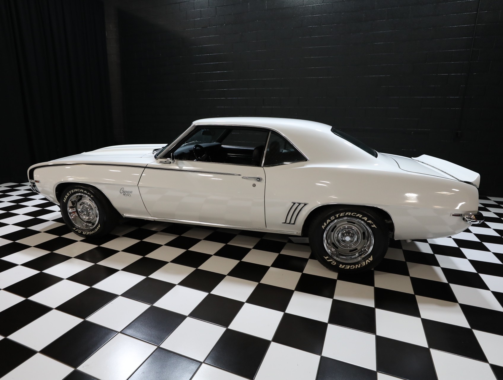 1969 Chevrolet Camaro 33