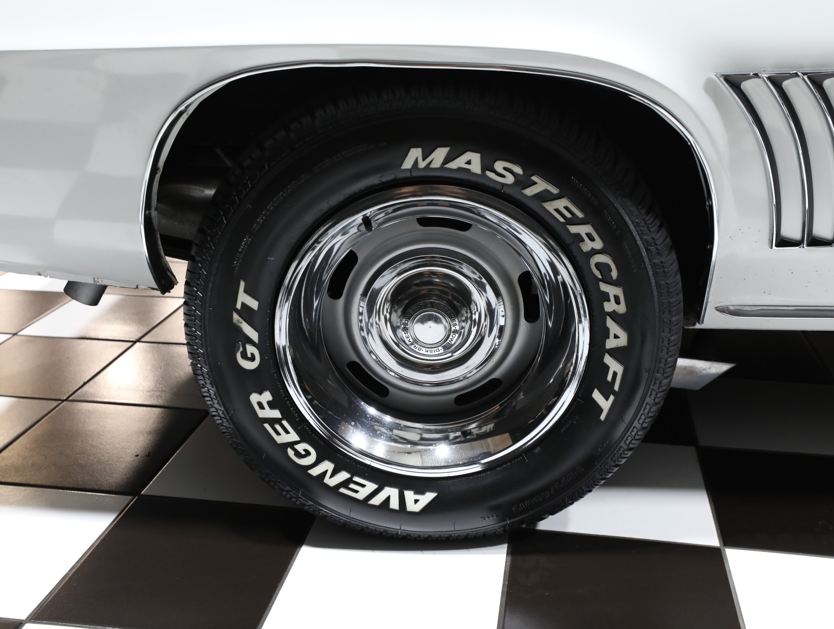 1969 Chevrolet Camaro 38