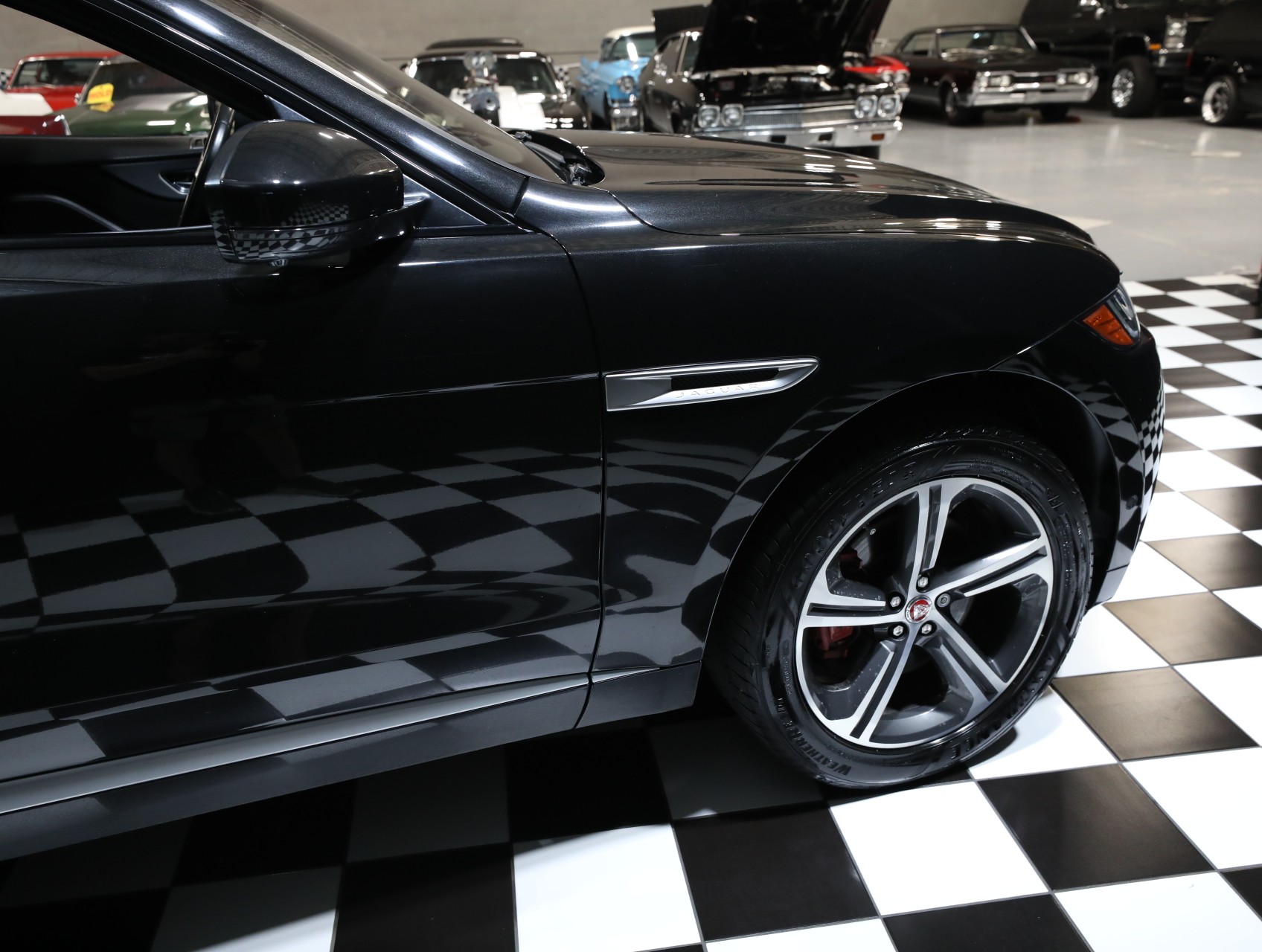 2017 Jaguar F-PACE 17