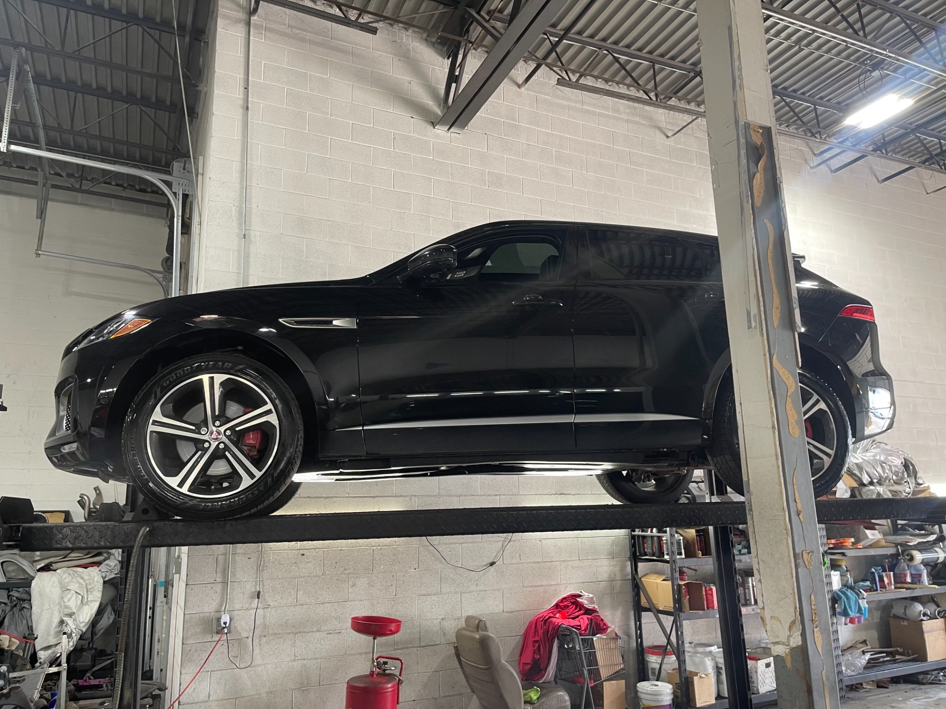 2017 Jaguar F-PACE 82
