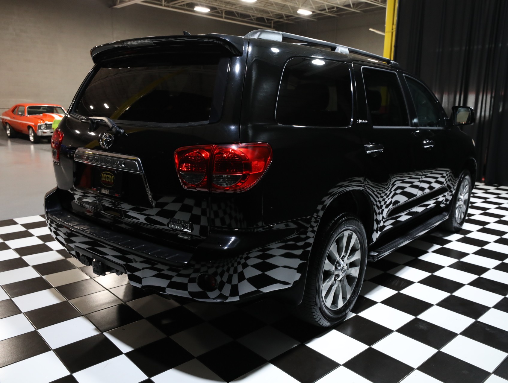 2016 Toyota Sequoia 19