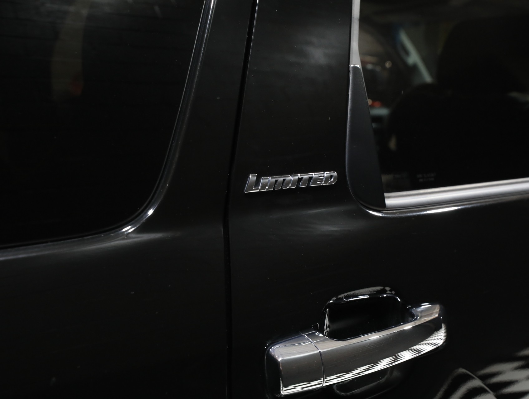 2016 Toyota Sequoia 28