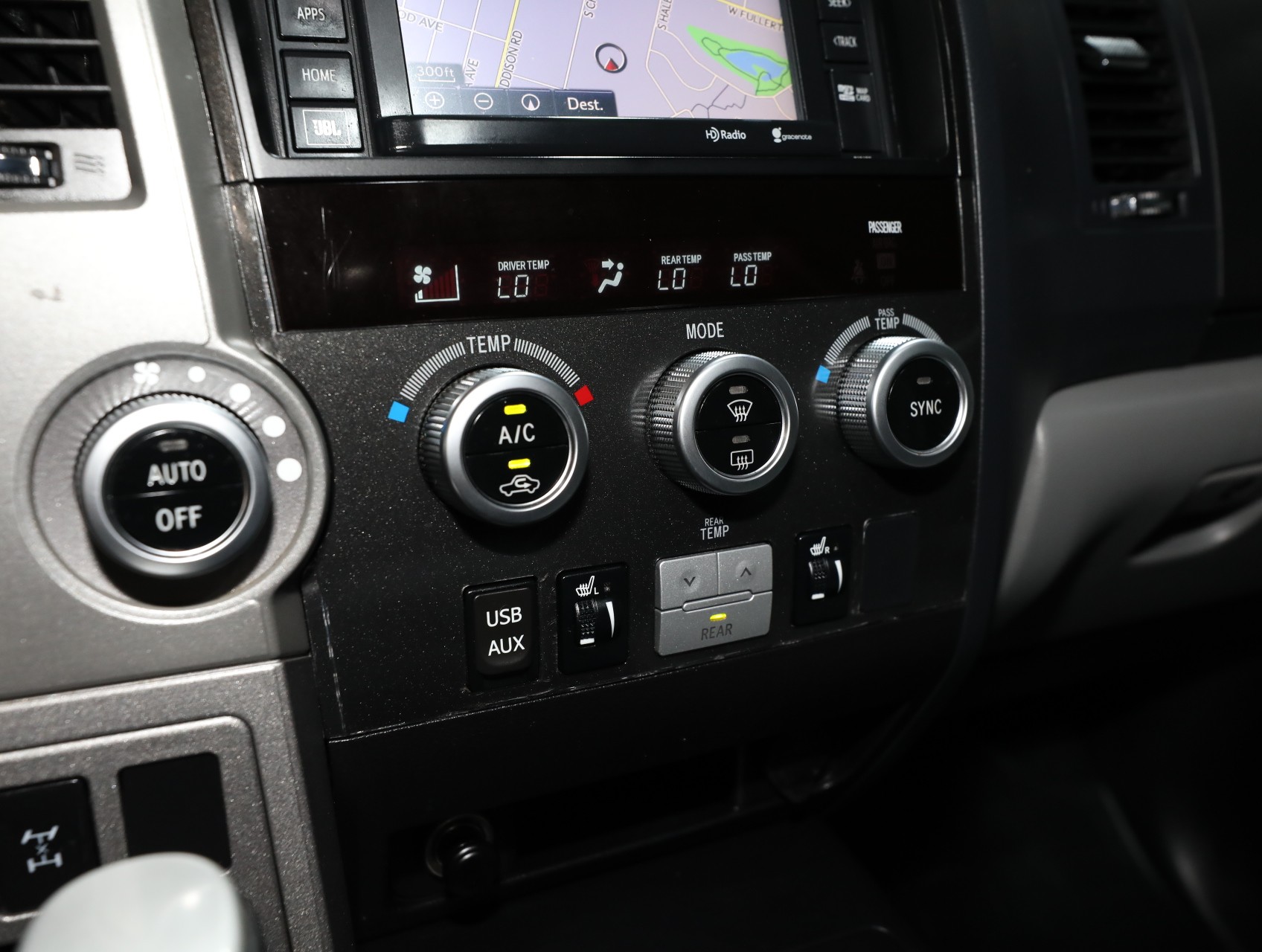 2016 Toyota Sequoia 64