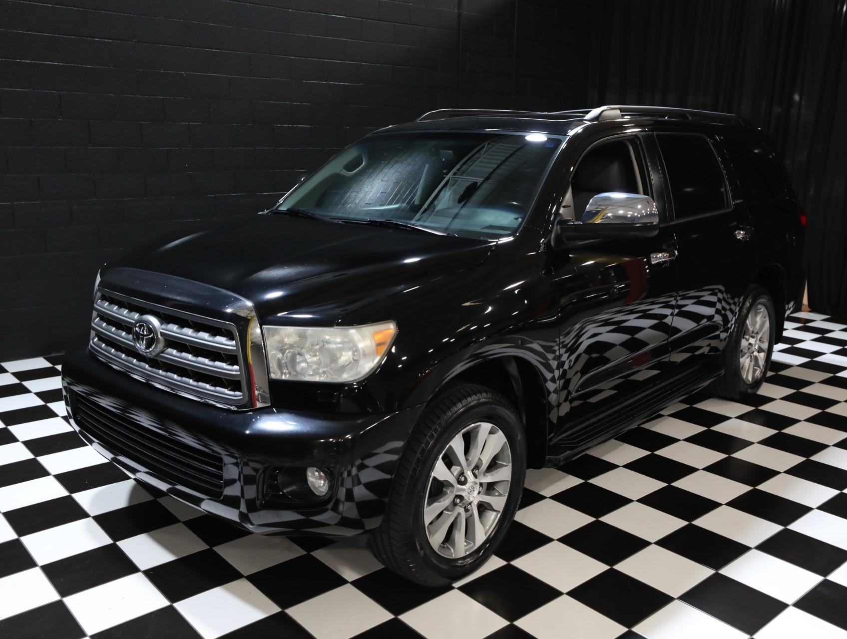 2016 Toyota Sequoia 7