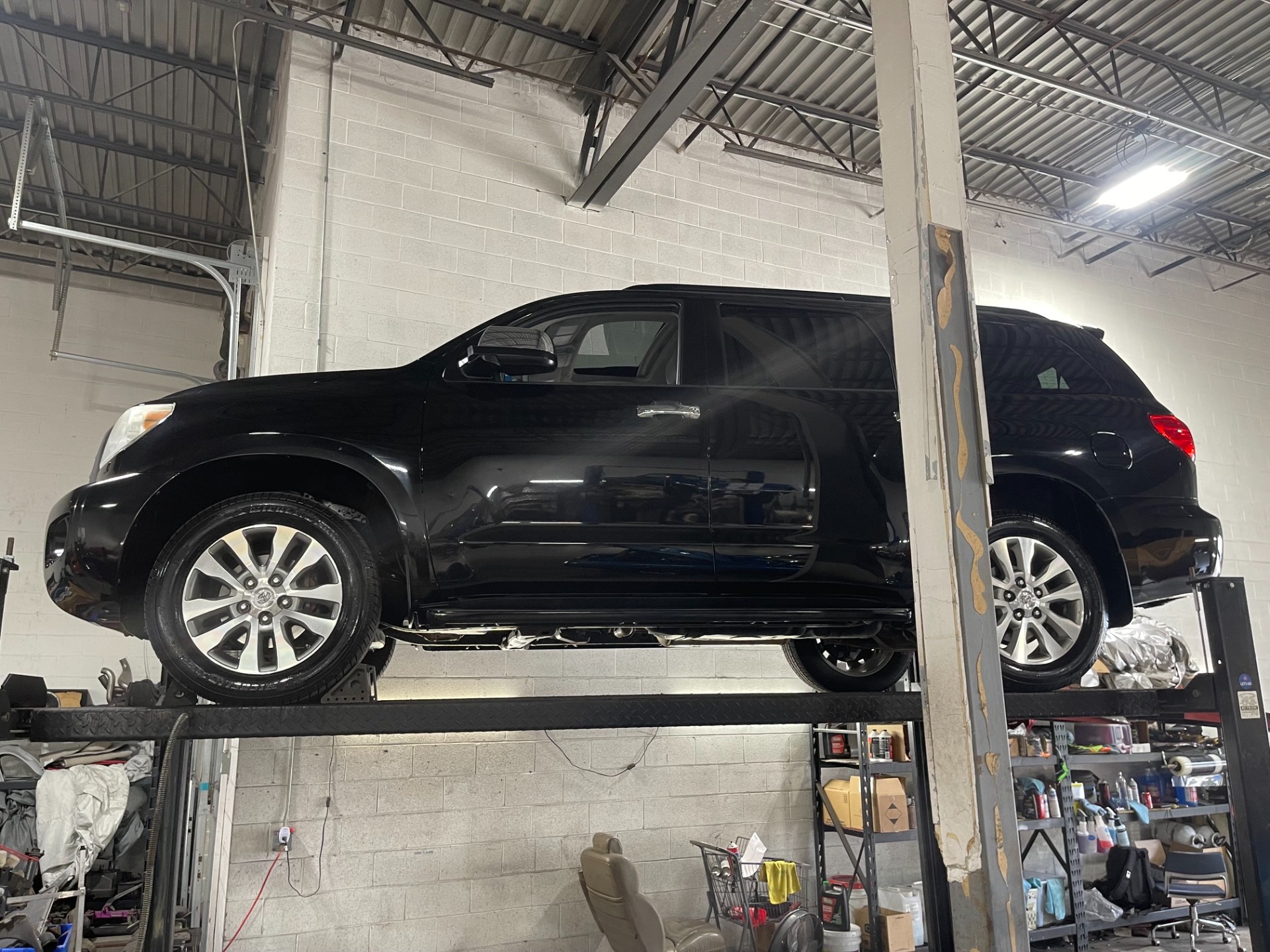 2016 Toyota Sequoia 90