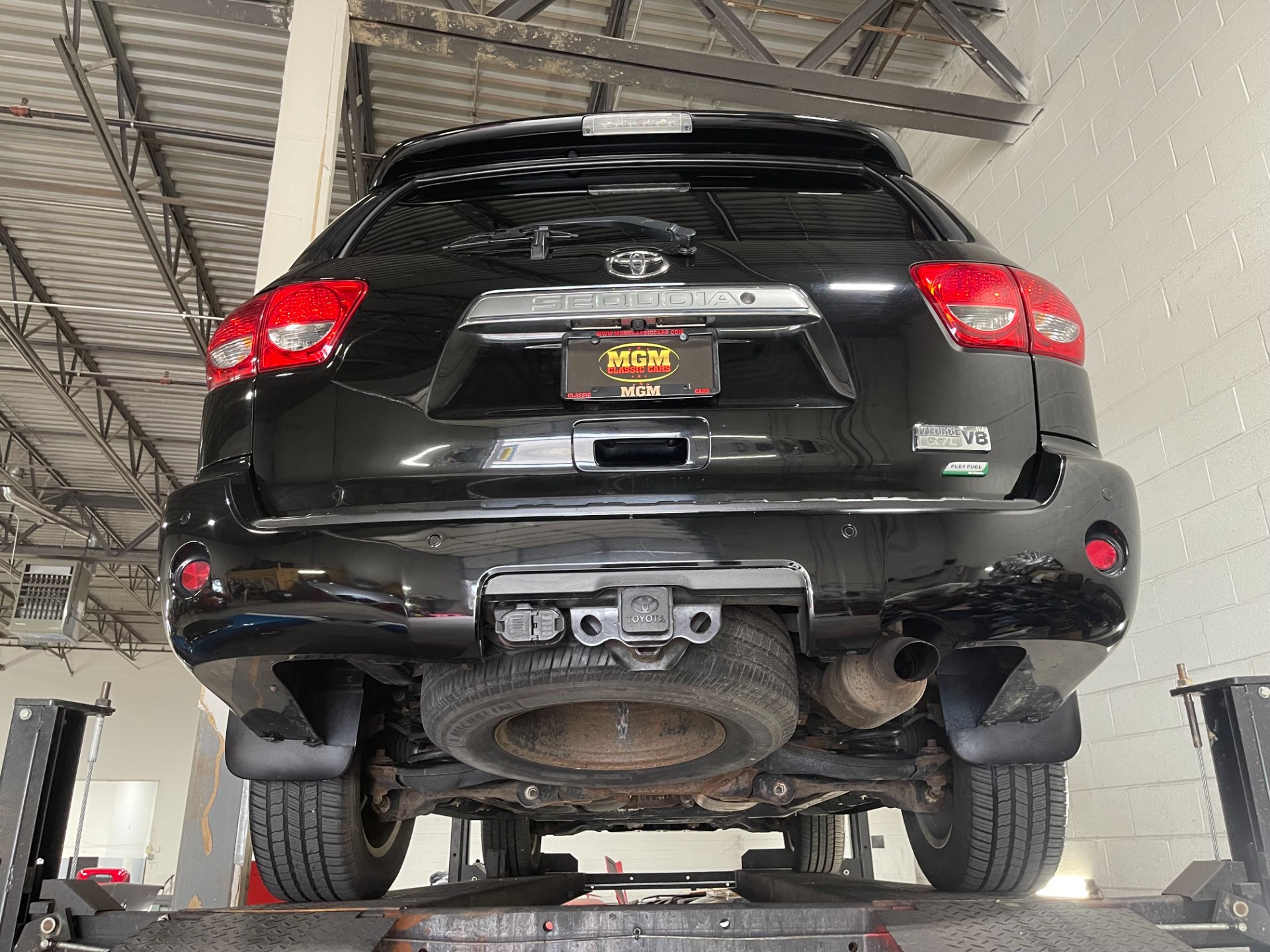 2016 Toyota Sequoia 100