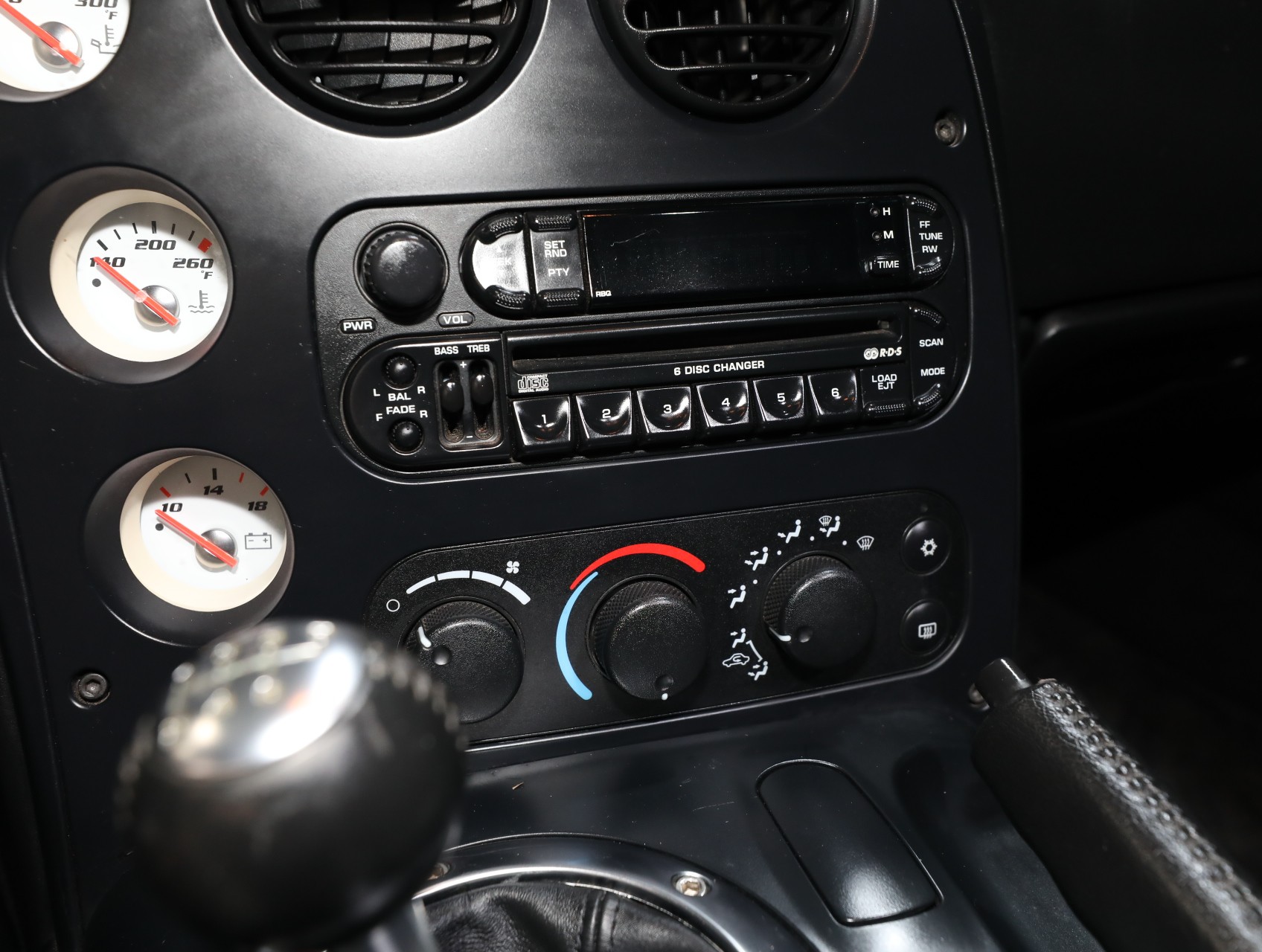 2004 Dodge Viper 67