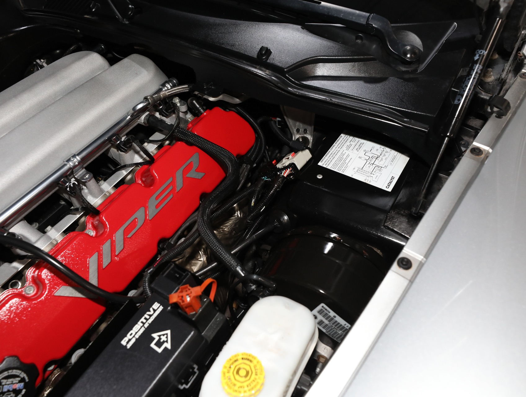2004 Dodge Viper 84