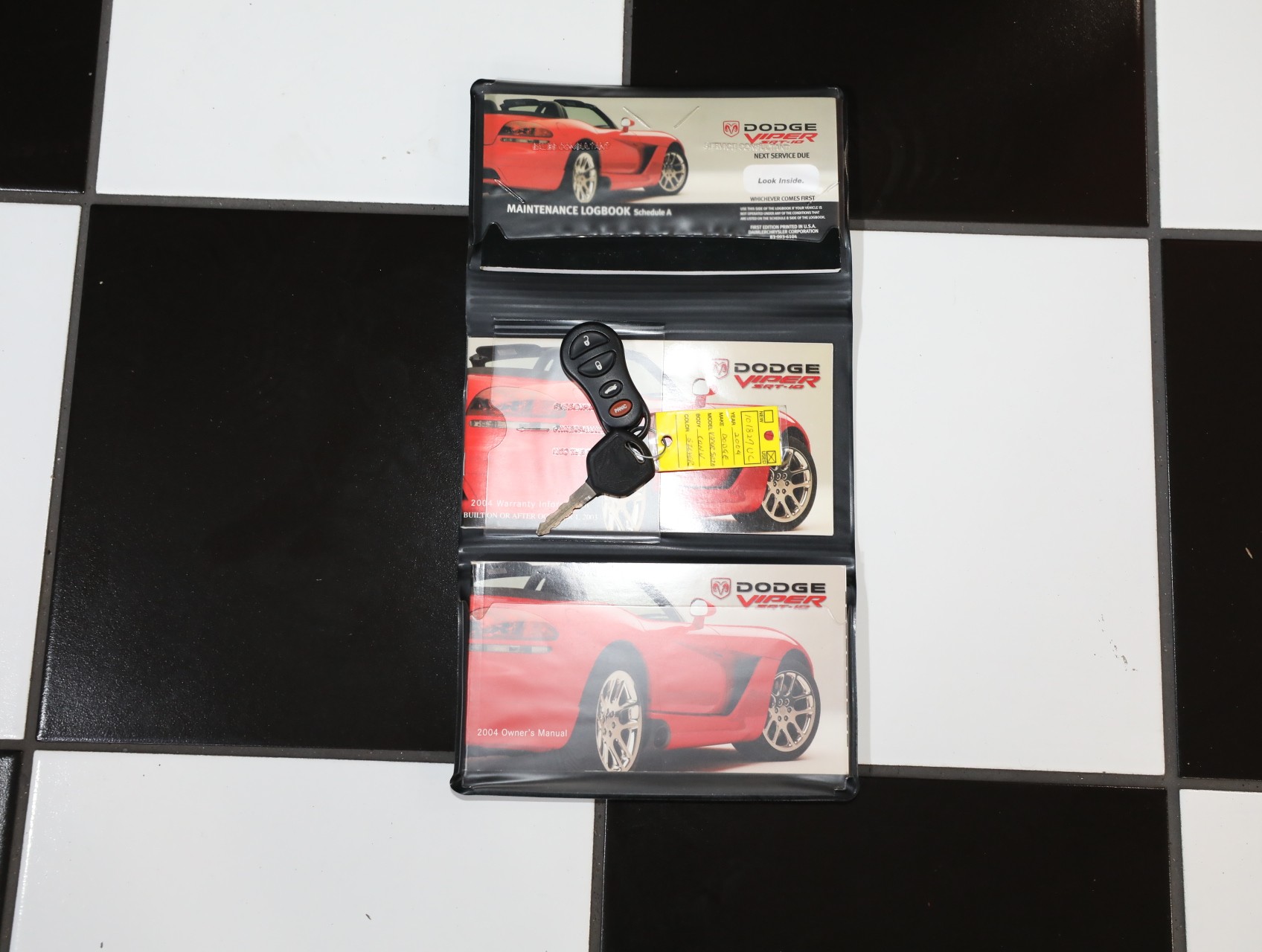 2004 Dodge Viper 92