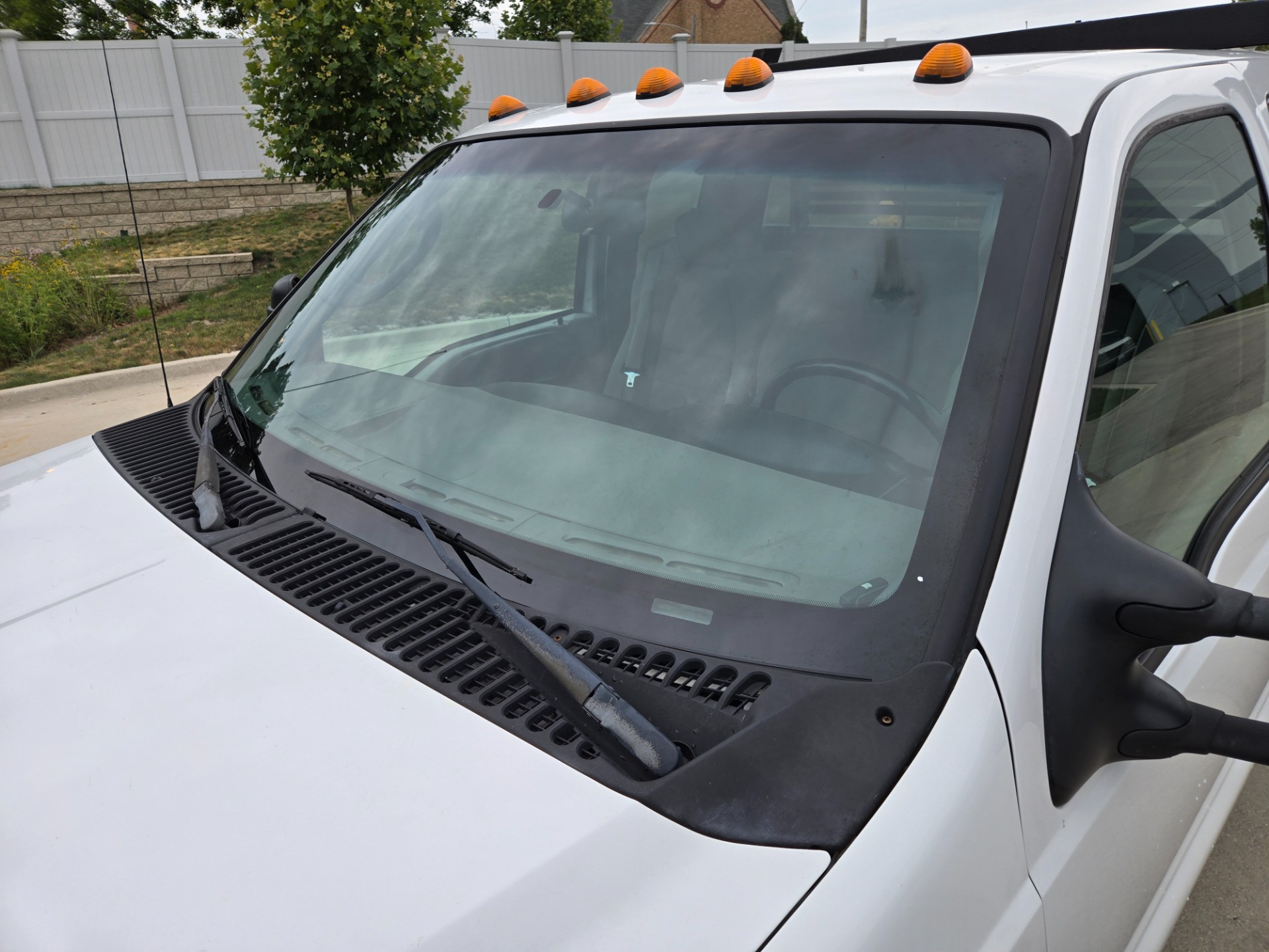 2006 Ford F350 26