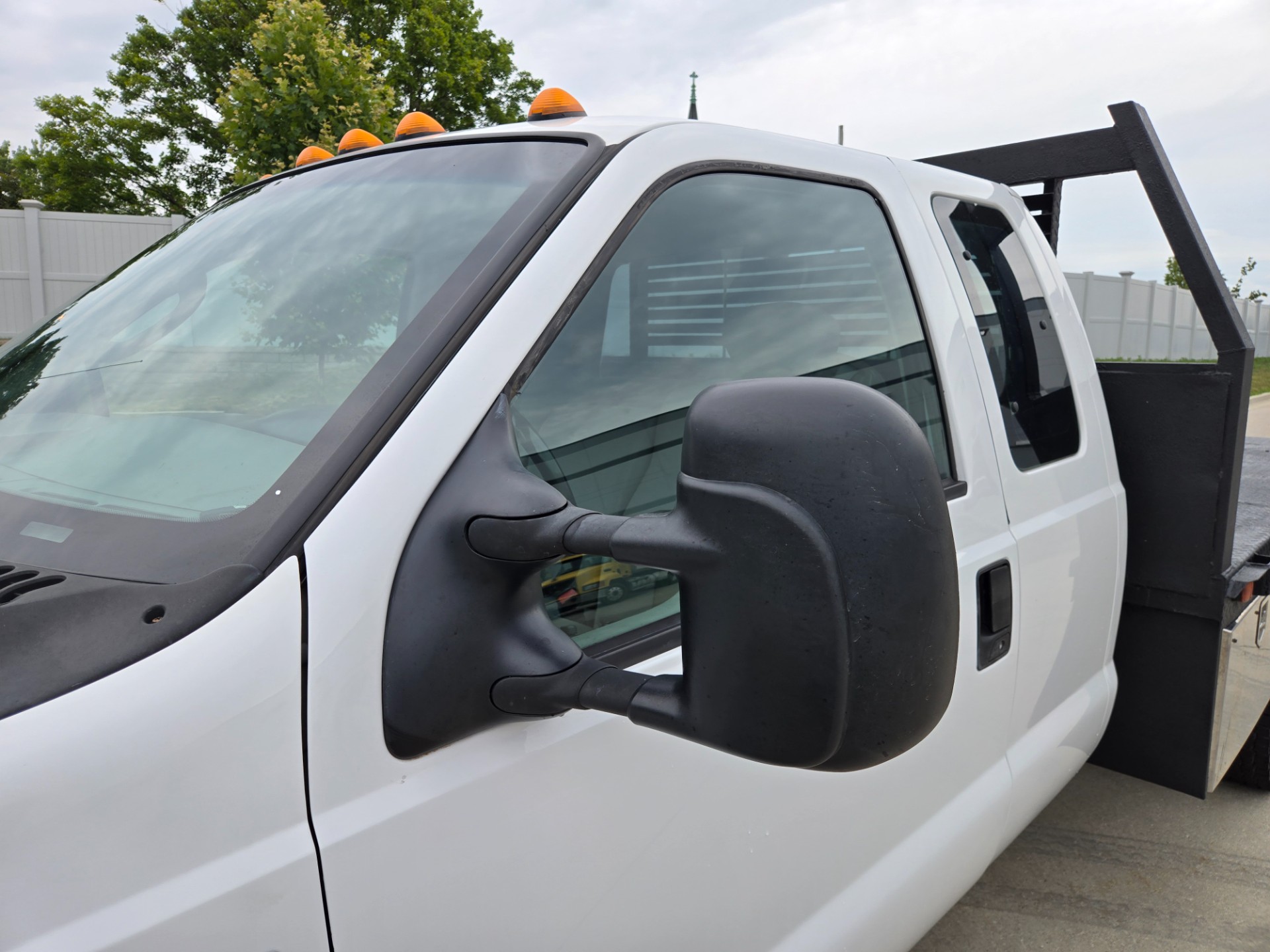 2006 Ford F350 27
