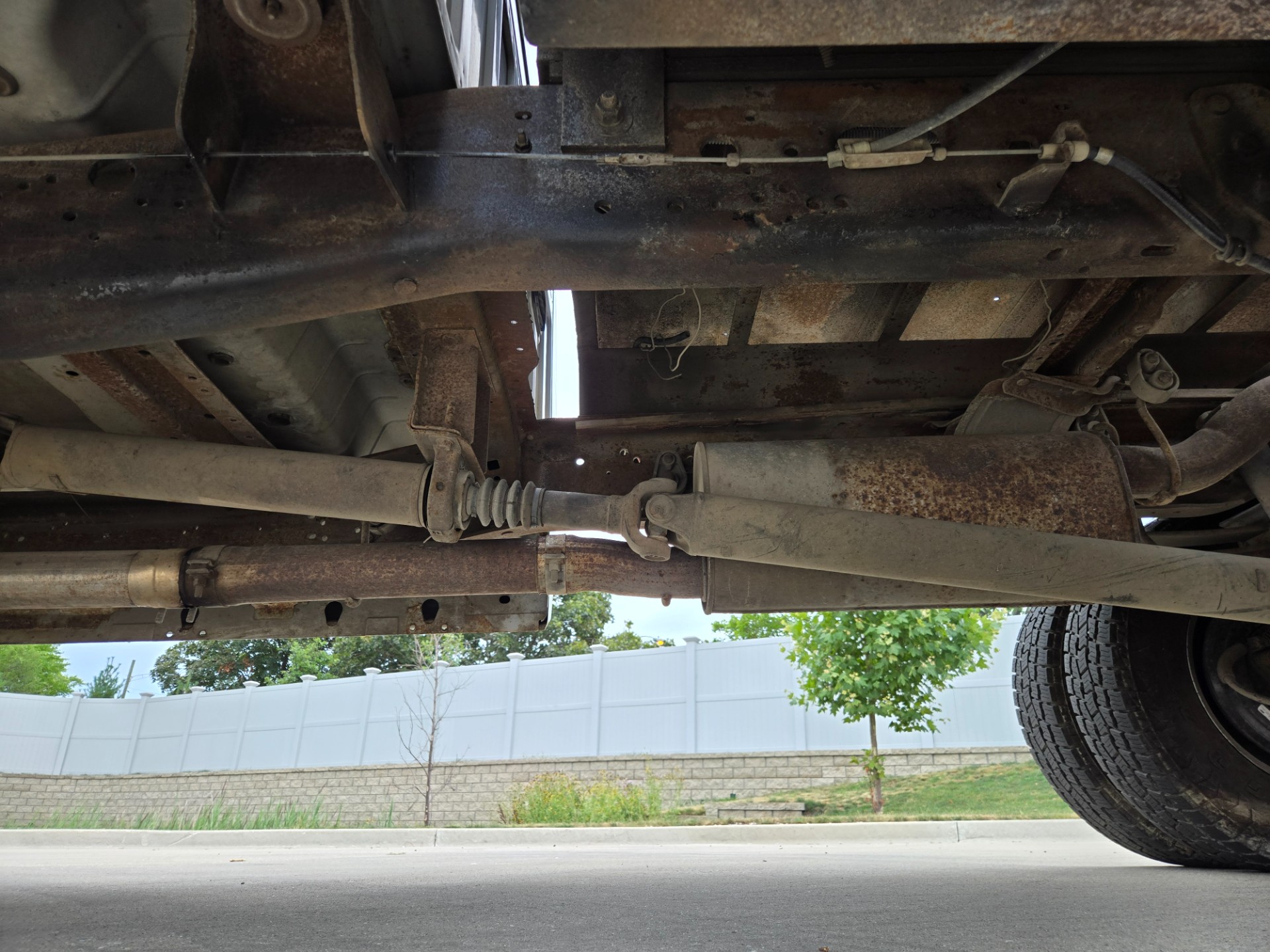 2006 Ford F350 30