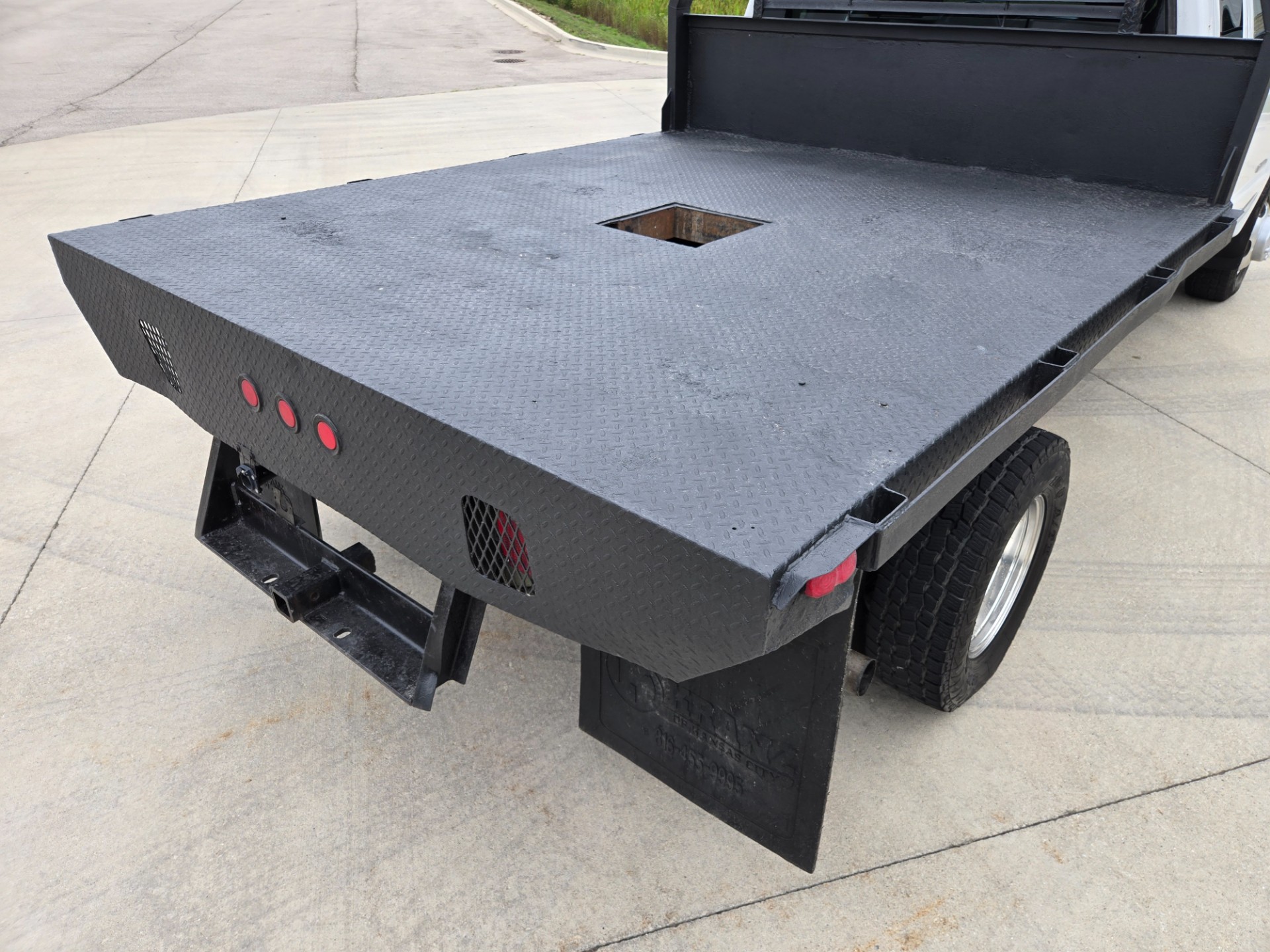 2006 Ford F350 44