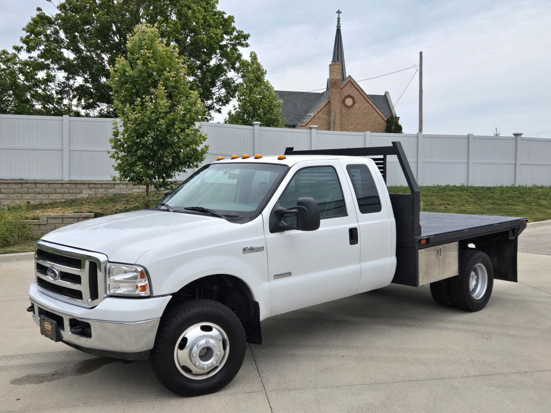 2006 Ford F350 57