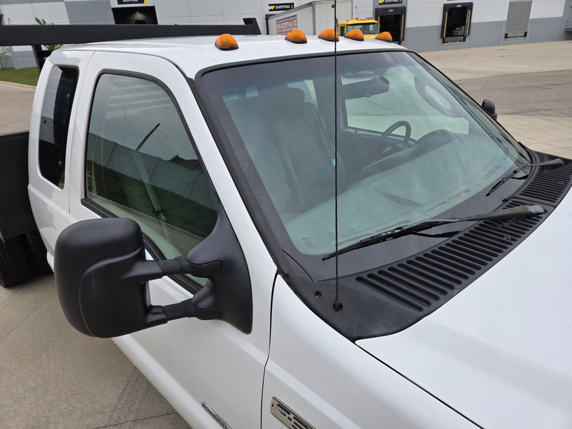 2006 Ford F350 59