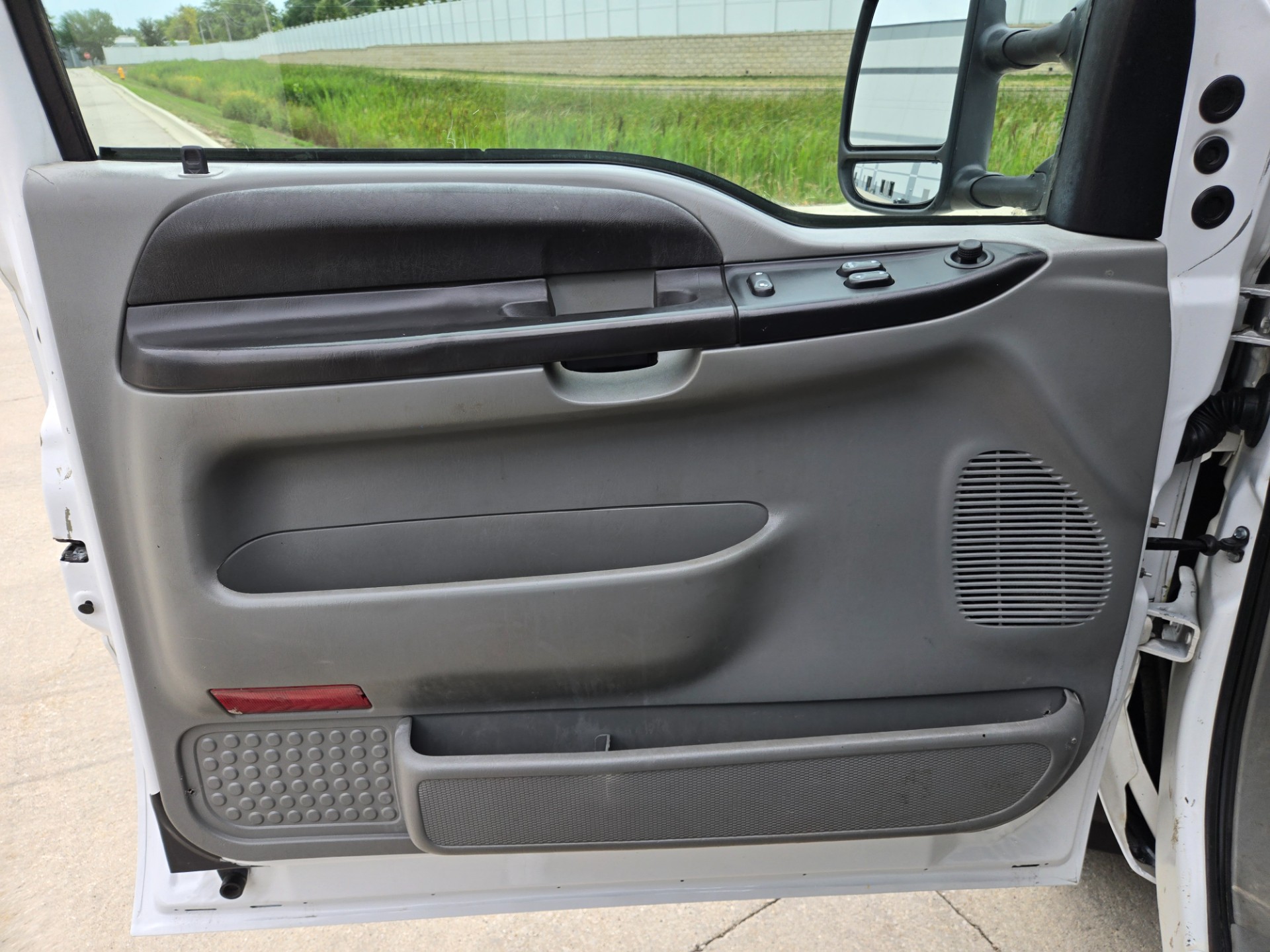 2006 Ford F350 77