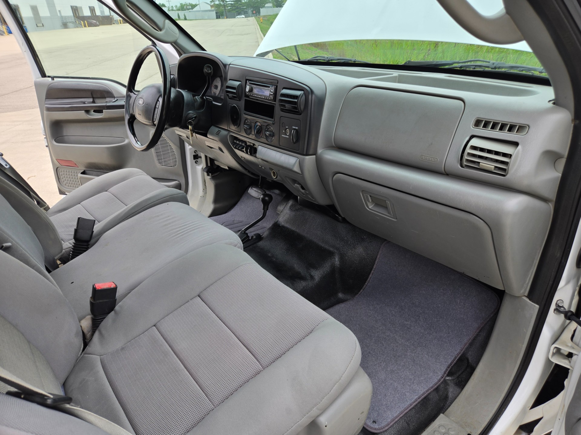 2006 Ford F350 83
