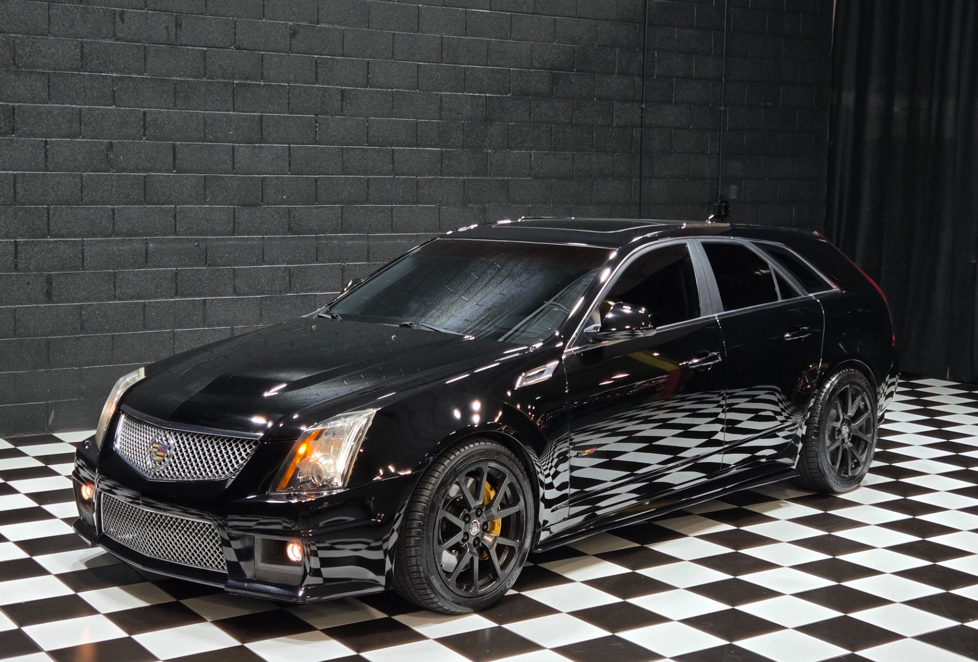2013 Cadillac CTS-V 143