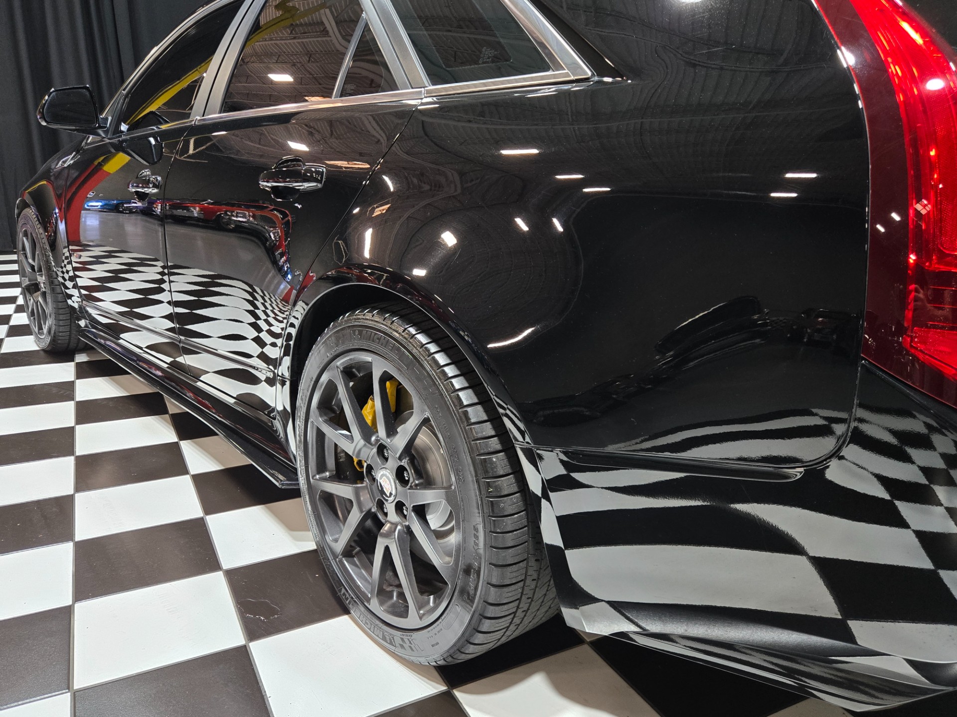 2013 Cadillac CTS-V 30