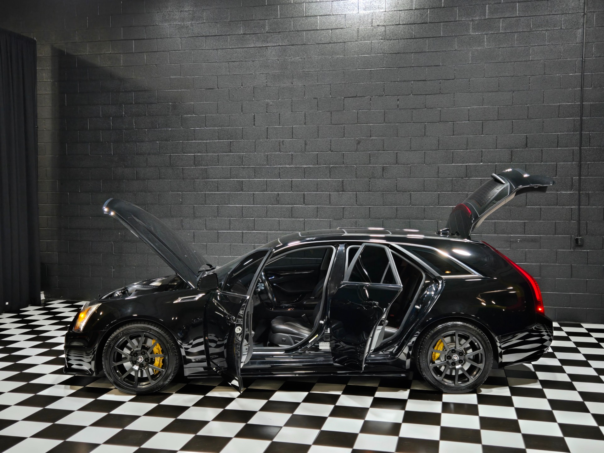 2013 Cadillac CTS-V 3