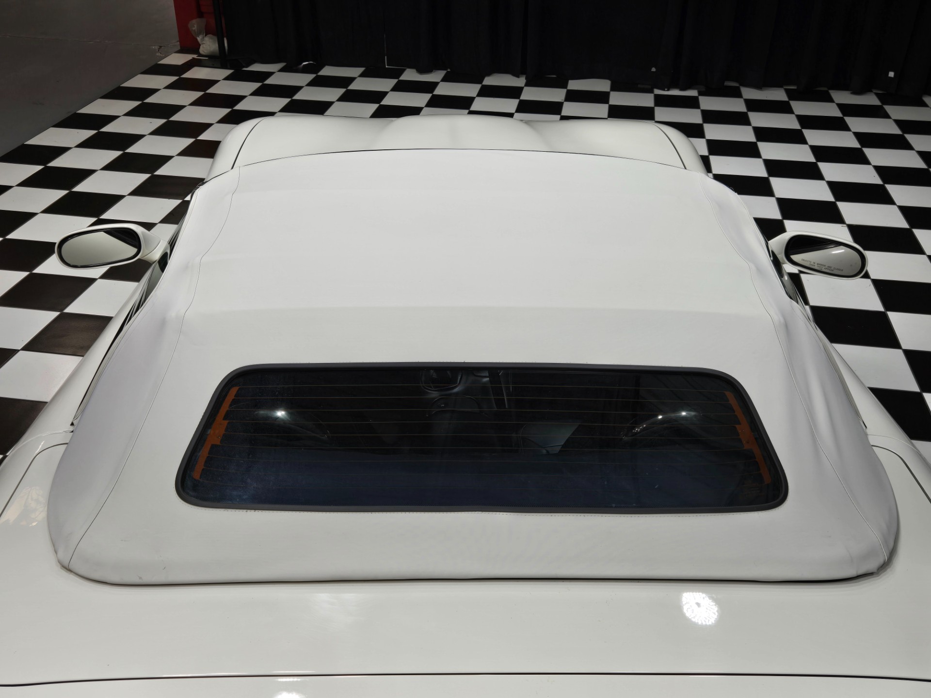 2001 Chevrolet Corvette 21