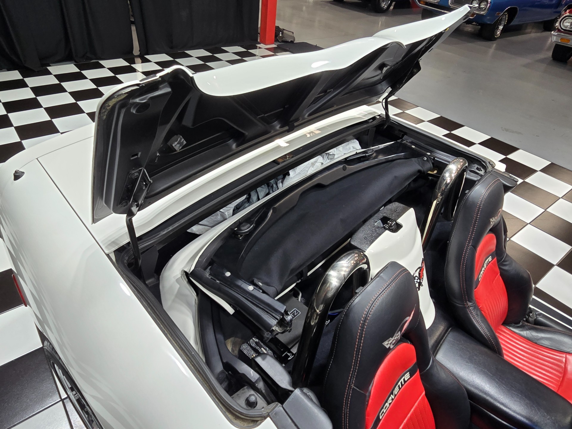 2001 Chevrolet Corvette 28