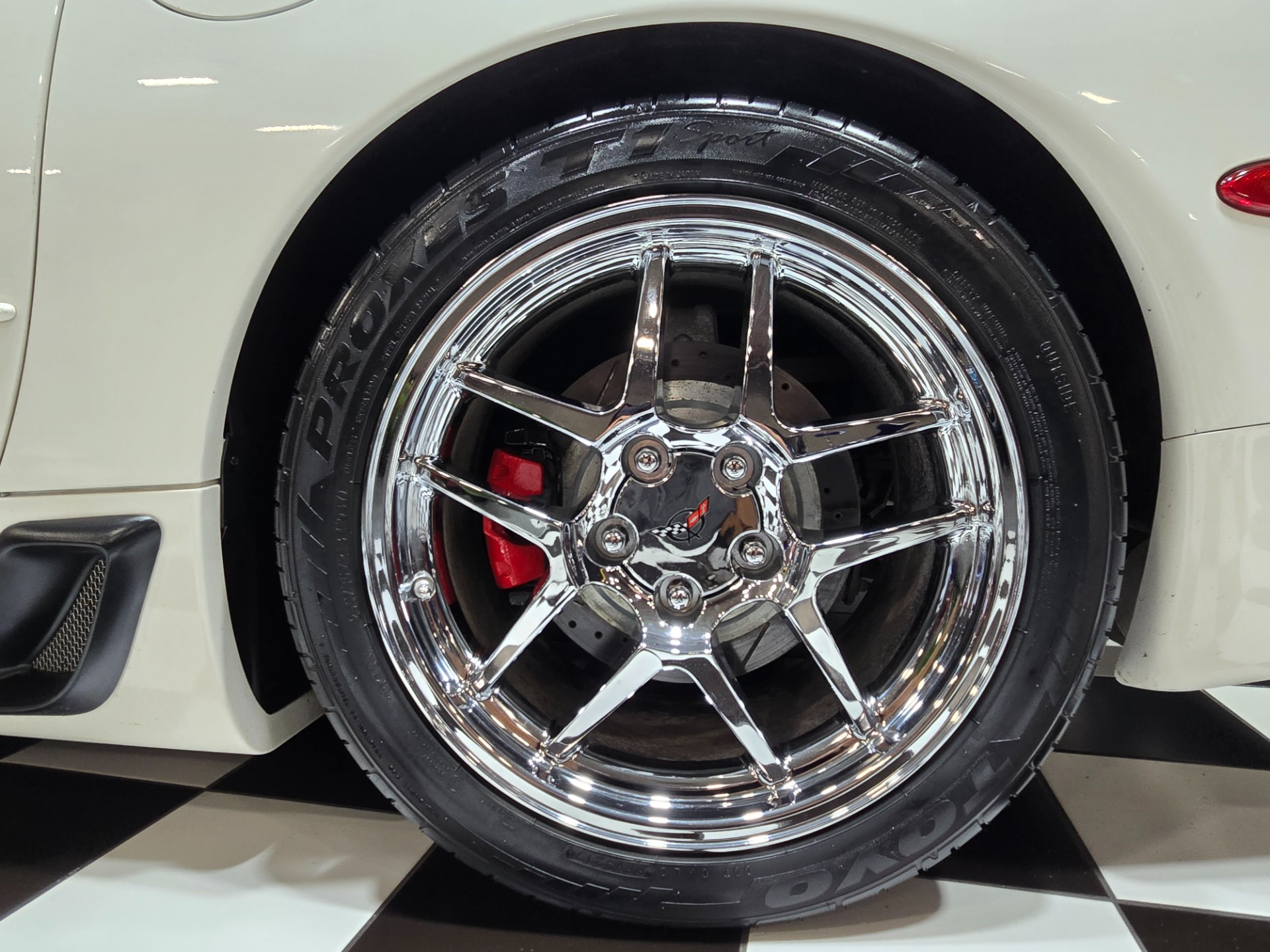 2001 Chevrolet Corvette 36