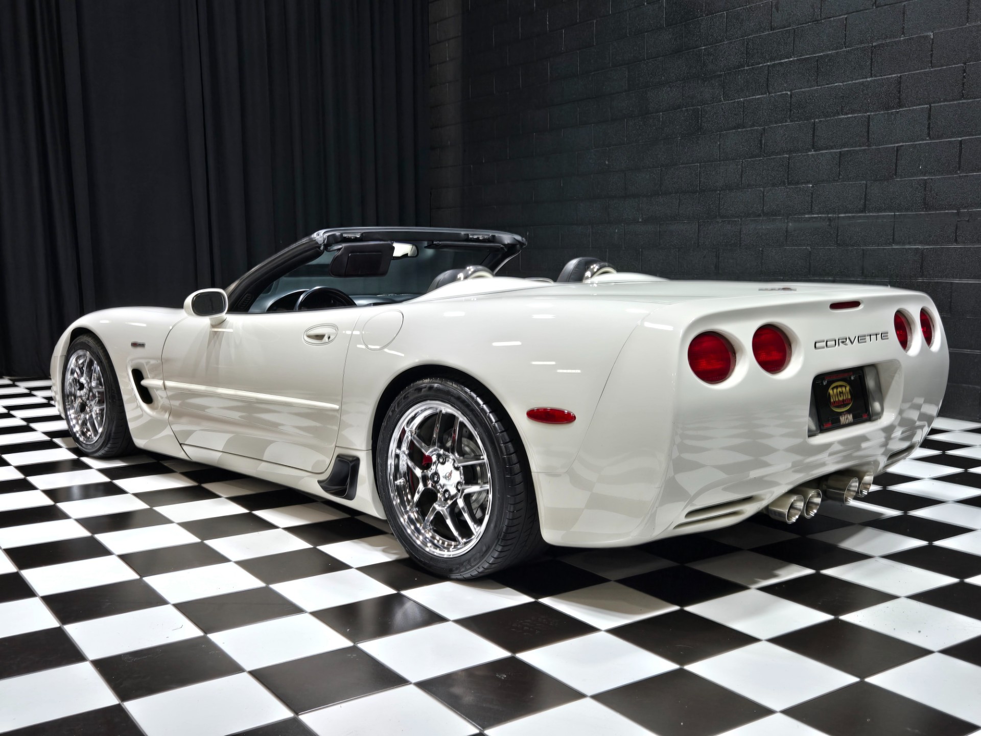 2001 Chevrolet Corvette 39
