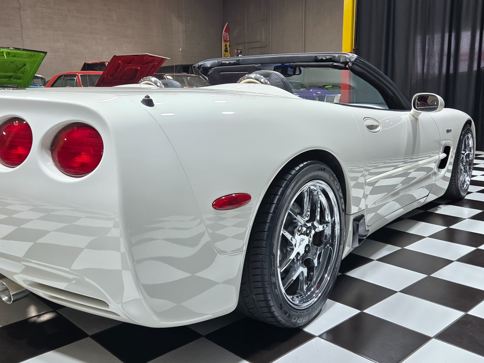 2001 Chevrolet Corvette 46