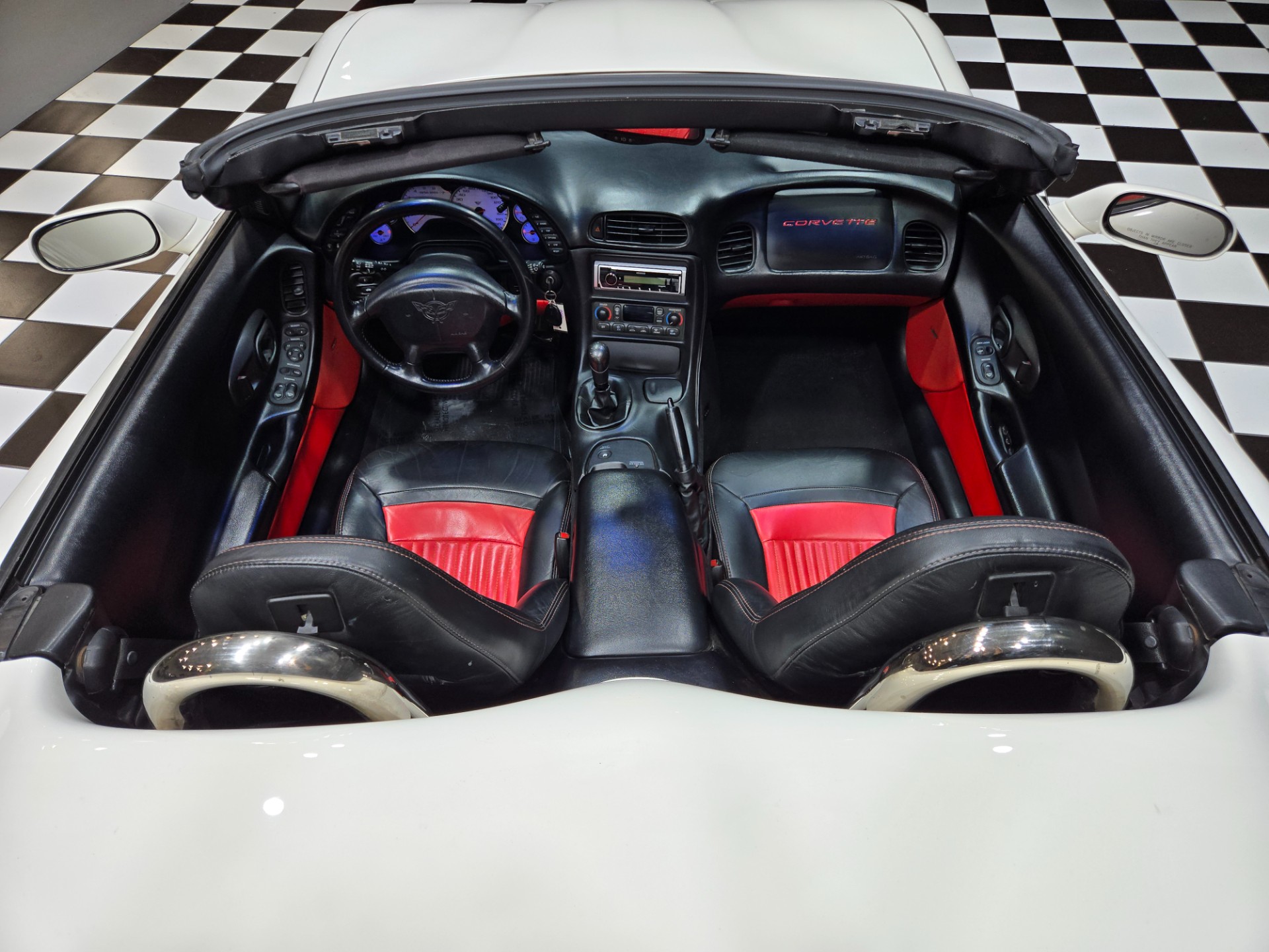 2001 Chevrolet Corvette 82